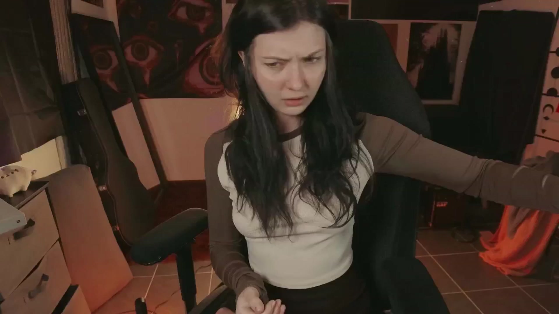 Gallery image thumbnail from RoomToAvoid's myfreecams stream on, 07/15/2024, 02:15 image 19 of 20