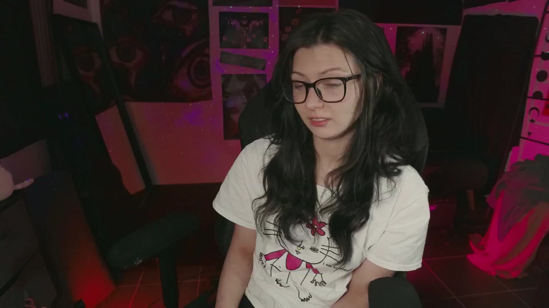 Gallery image thumbnail from RoomToAvoid's myfreecams stream on, 07/16/2024, 05:18 image 19 of 20