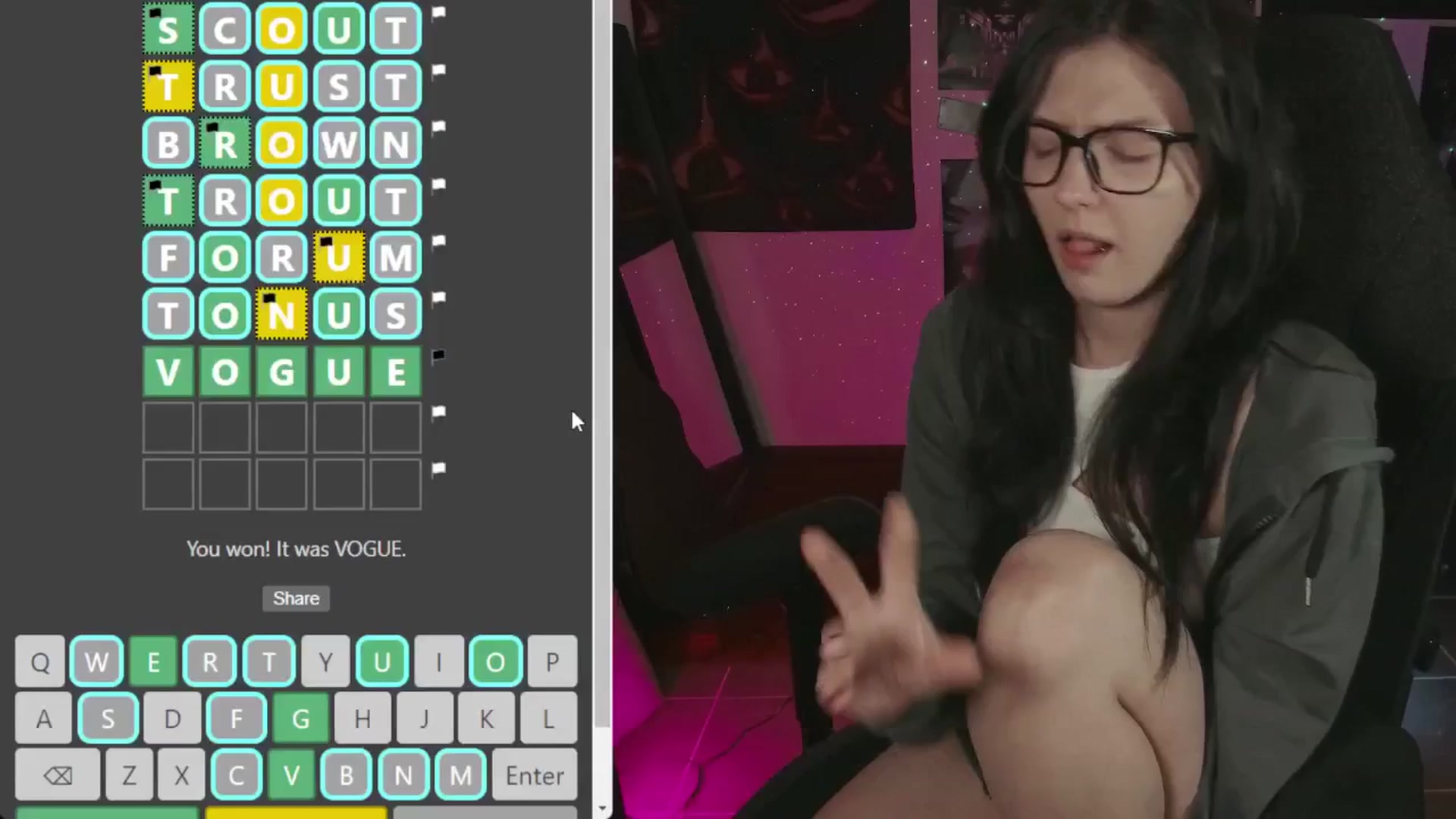 Gallery image thumbnail from RoomToAvoid's myfreecams stream on, 07/19/2024, 07:27 image 2 of 20