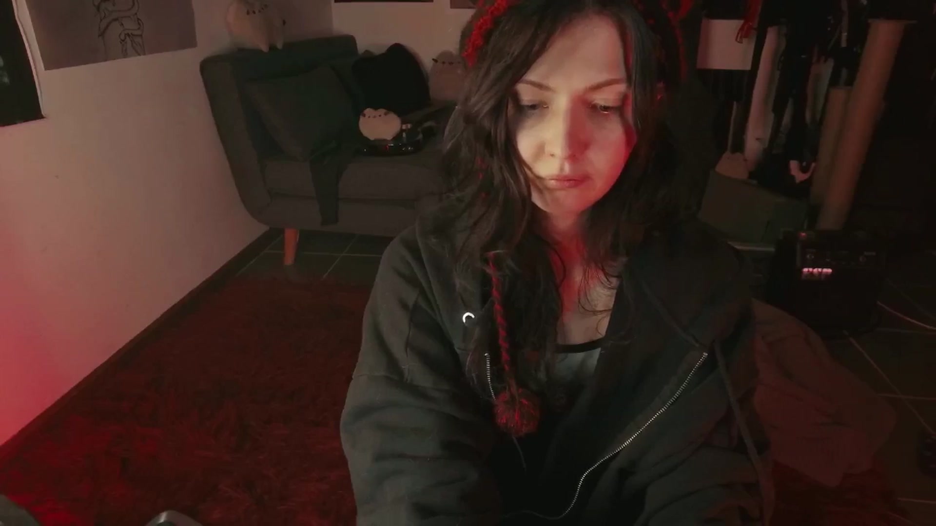 Gallery image thumbnail from RoomToAvoid's myfreecams stream on, 07/30/2024, 07:29 image 18 of 20