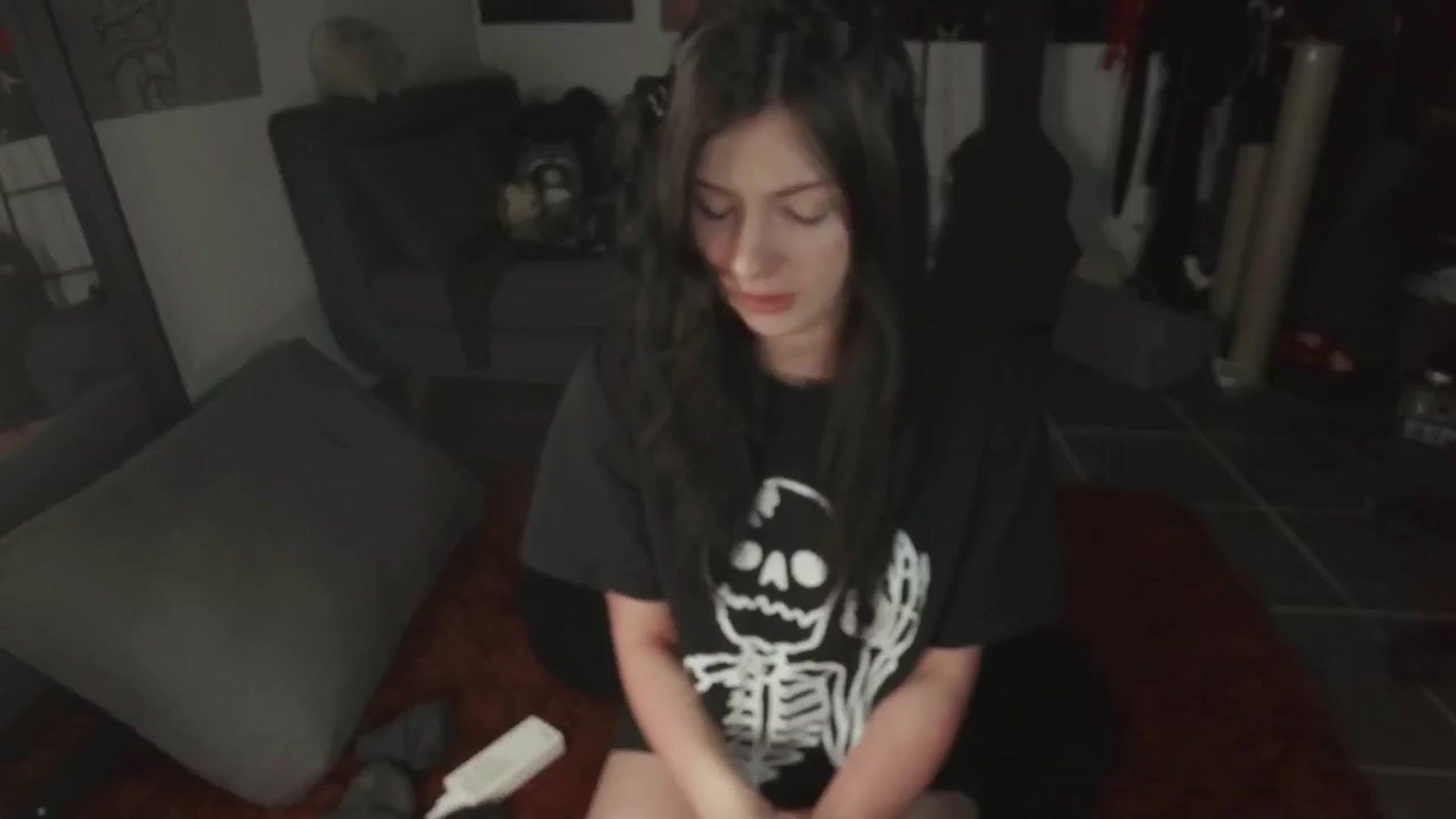 Gallery image thumbnail from RoomToAvoid's myfreecams stream on, 08/01/2024, 06:40 image 2 of 20