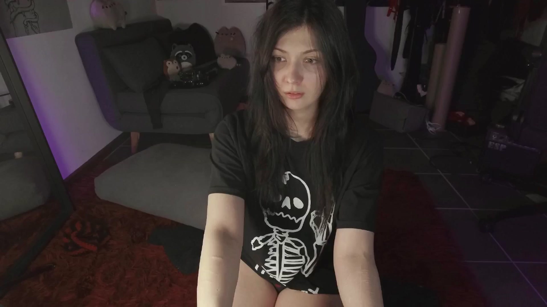 Gallery image thumbnail from RoomToAvoid's myfreecams stream on, 08/01/2024, 06:40 image 17 of 20