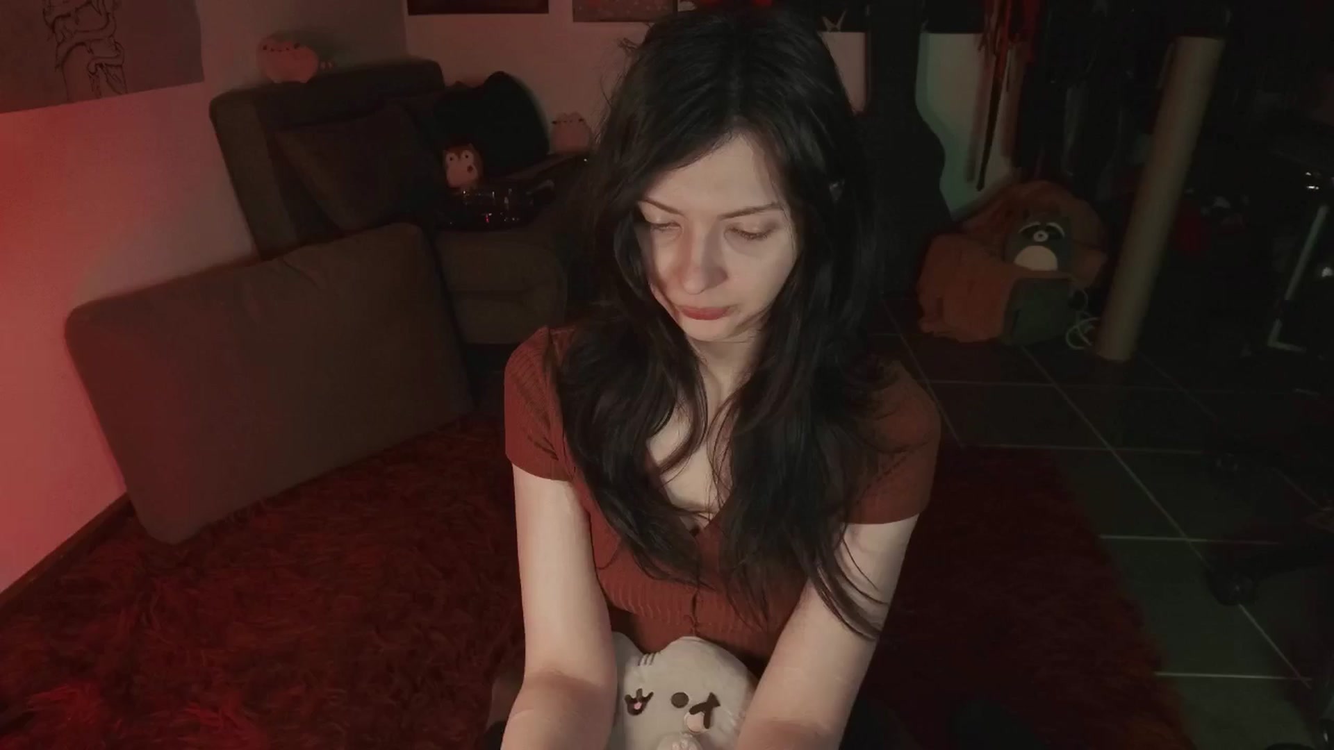 Gallery image thumbnail from RoomToAvoid's myfreecams stream on, 08/05/2024, 01:27 image 19 of 20