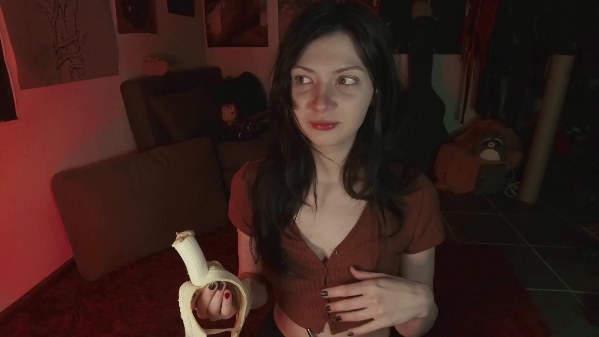 Gallery image thumbnail from RoomToAvoid's myfreecams stream on, 08/05/2024, 01:27 image 1 of 20