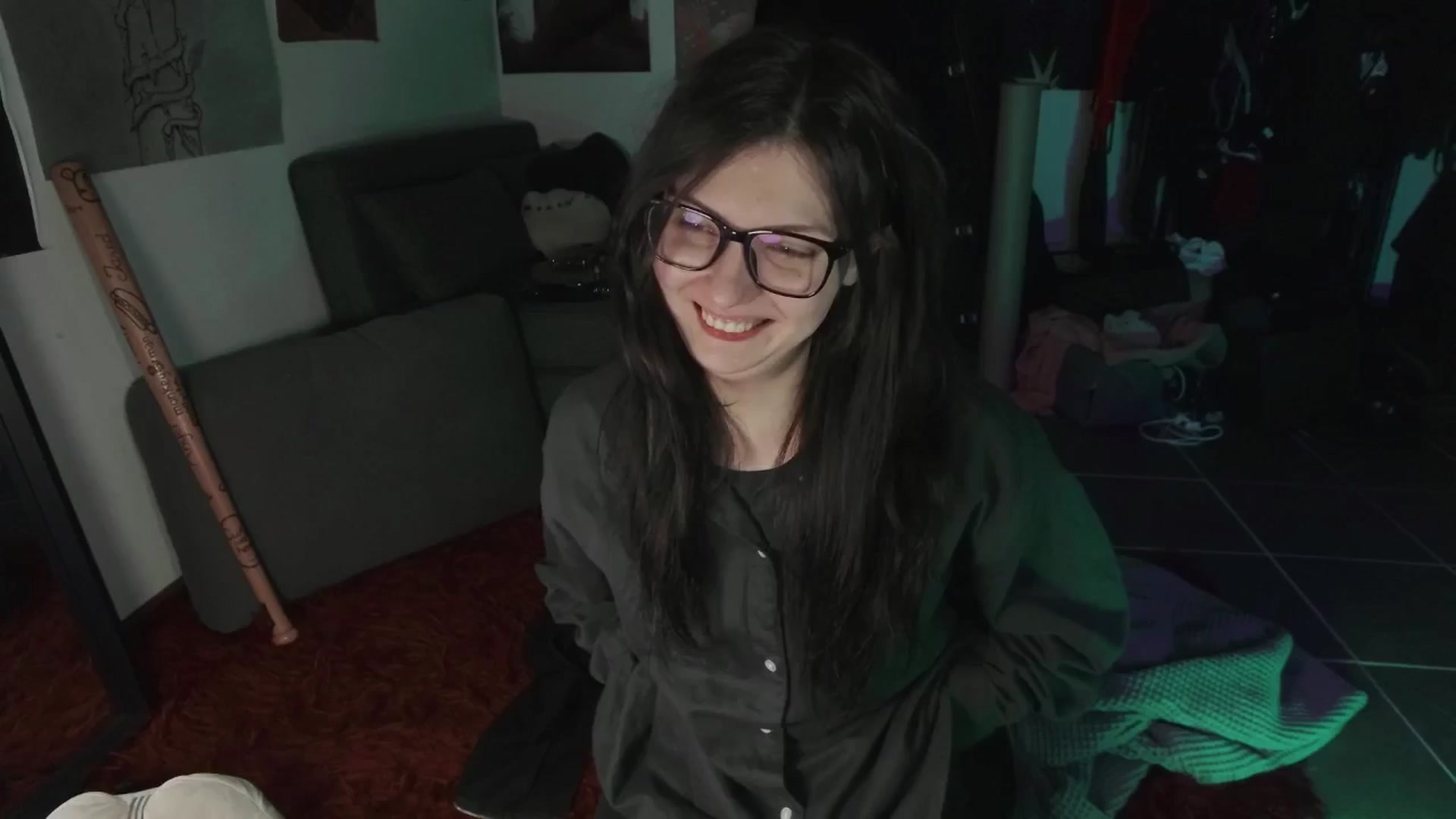 Gallery image thumbnail from RoomToAvoid's myfreecams stream on, 08/07/2024, 04:03 image 14 of 20
