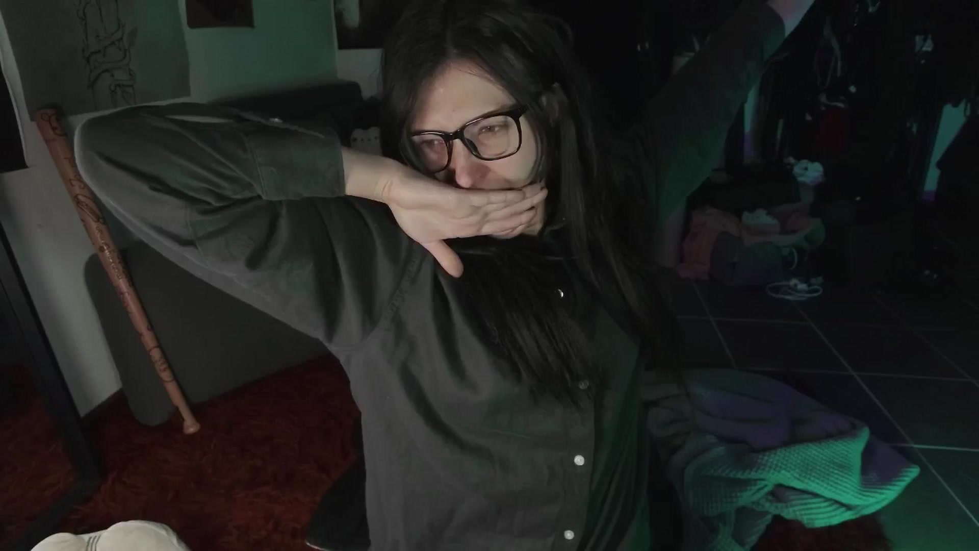 Gallery image thumbnail from RoomToAvoid's myfreecams stream on, 08/07/2024, 04:03 image 12 of 20