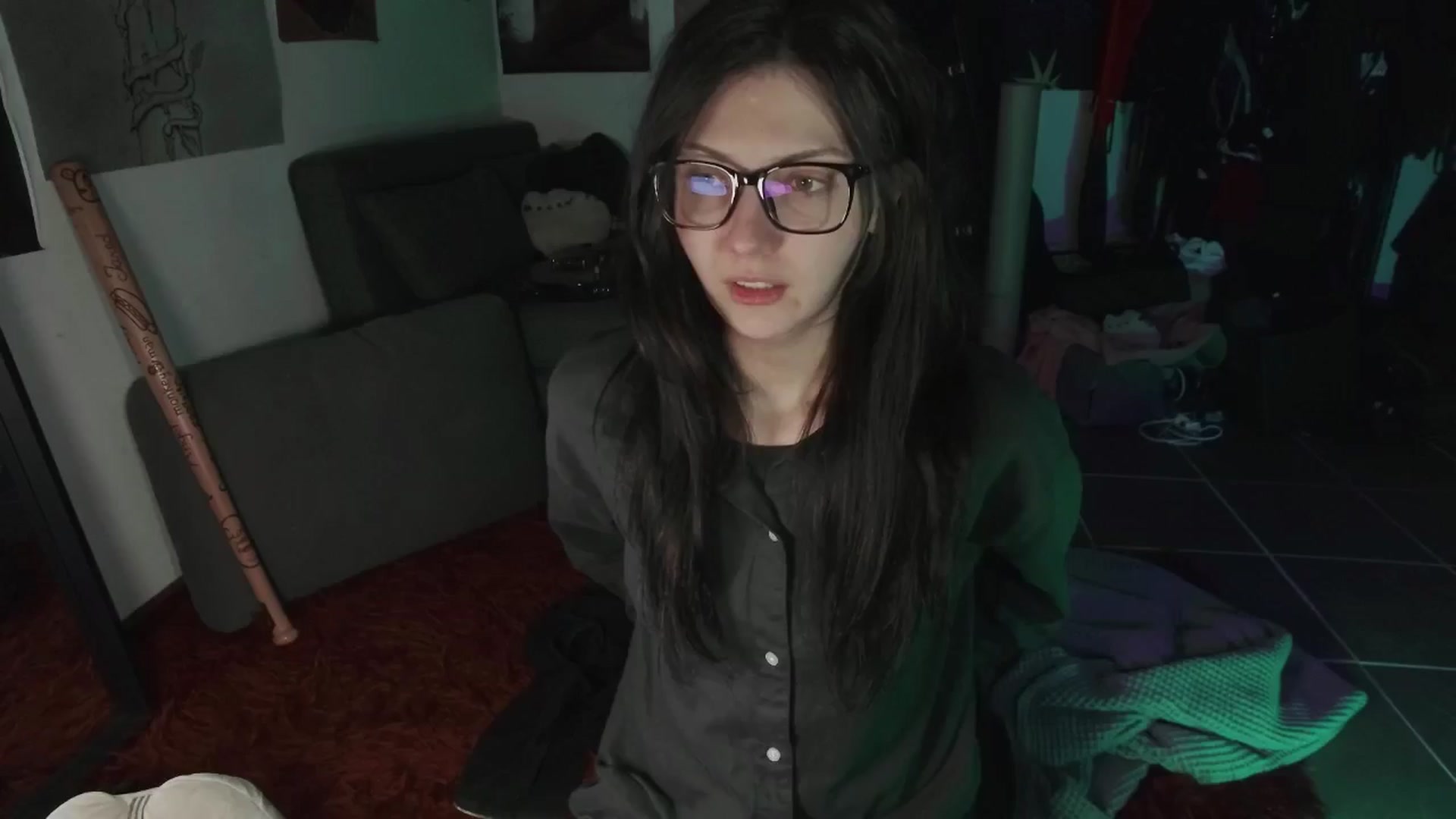 Gallery image thumbnail from RoomToAvoid's myfreecams stream on, 08/07/2024, 04:03 image 13 of 20