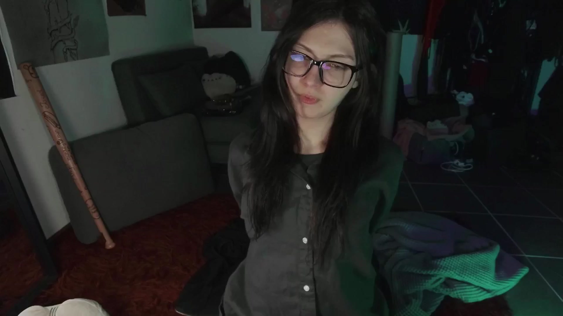 Gallery image thumbnail from RoomToAvoid's myfreecams stream on, 08/07/2024, 04:03 image 17 of 20