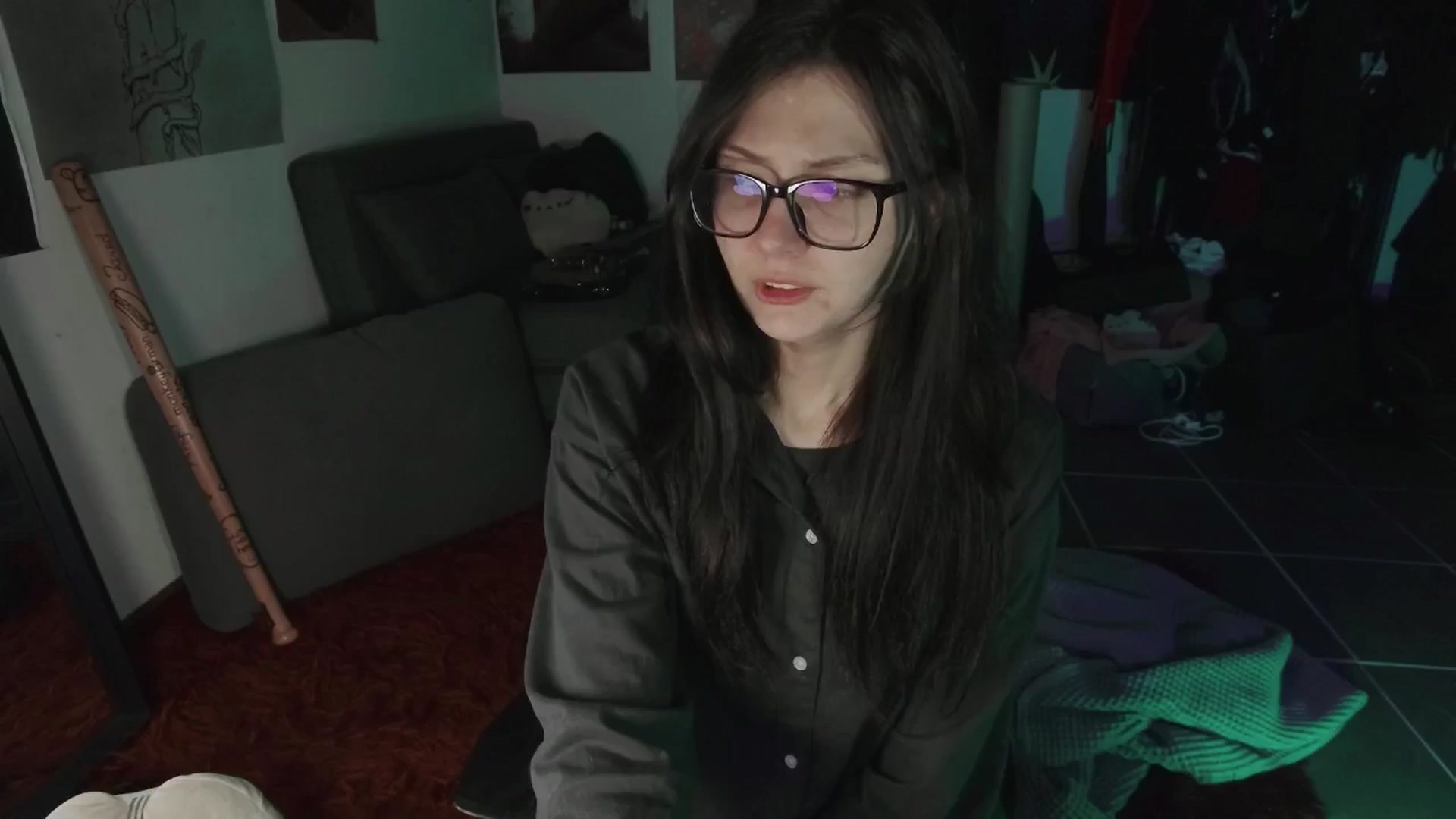 Gallery image thumbnail from RoomToAvoid's myfreecams stream on, 08/07/2024, 04:03 image 11 of 20