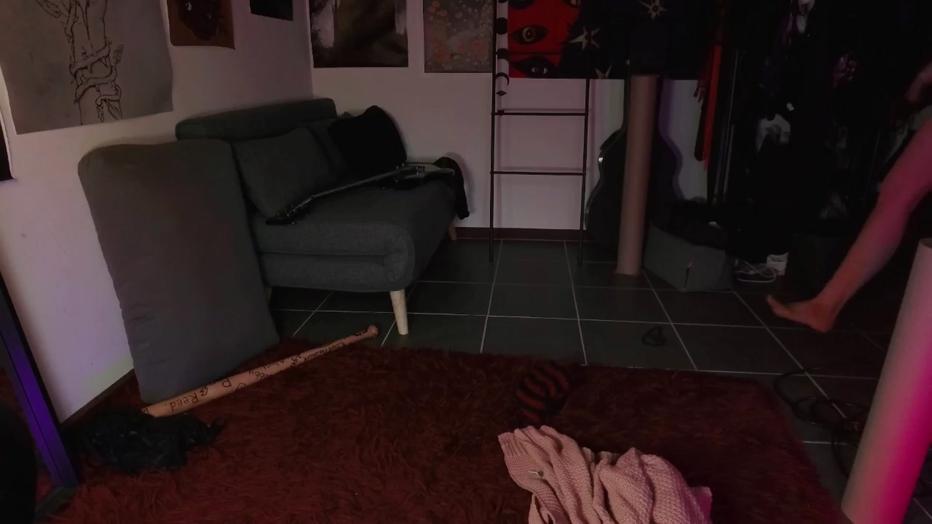 Gallery image thumbnail from RoomToAvoid's myfreecams stream on, 08/15/2024, 08:36 image 5 of 20