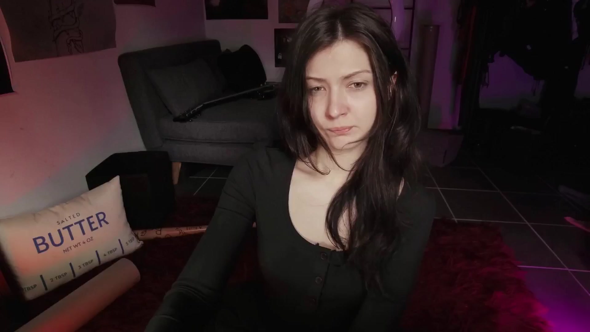 Gallery image thumbnail from RoomToAvoid's myfreecams stream on, 08/21/2024, 01:59 image 3 of 20