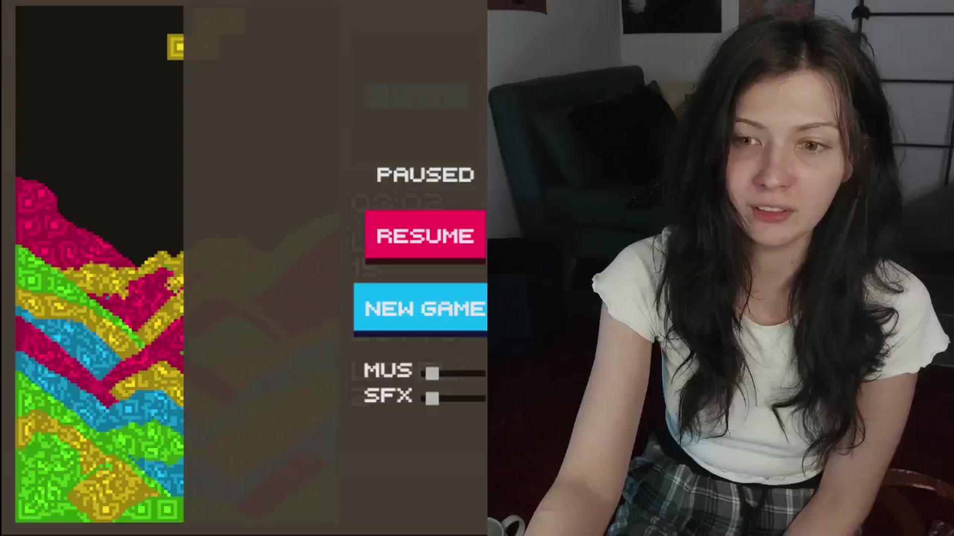 Gallery image thumbnail from RoomToAvoid's myfreecams stream on, 08/23/2024, 06:44 image 6 of 20