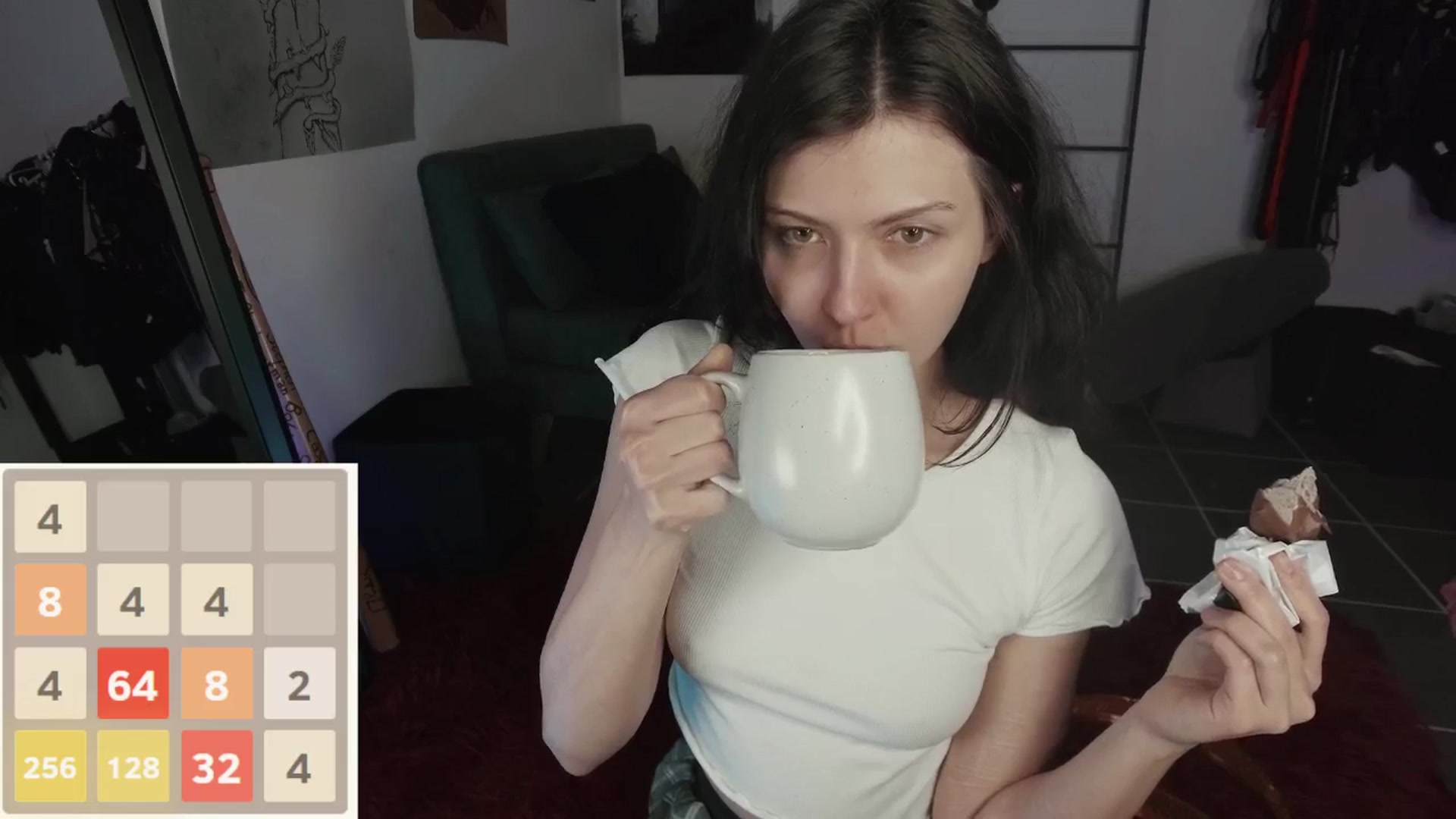 Gallery image thumbnail from RoomToAvoid's myfreecams stream on, 08/23/2024, 06:44 image 17 of 20