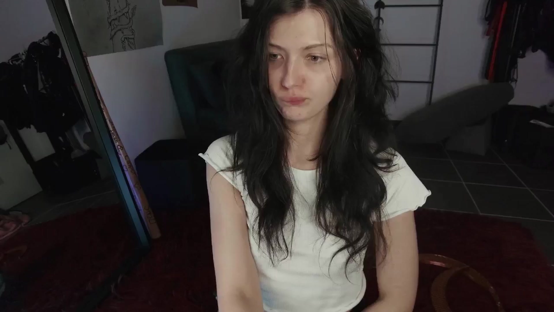 Gallery image thumbnail from RoomToAvoid's myfreecams stream on, 08/23/2024, 08:01 image 15 of 20