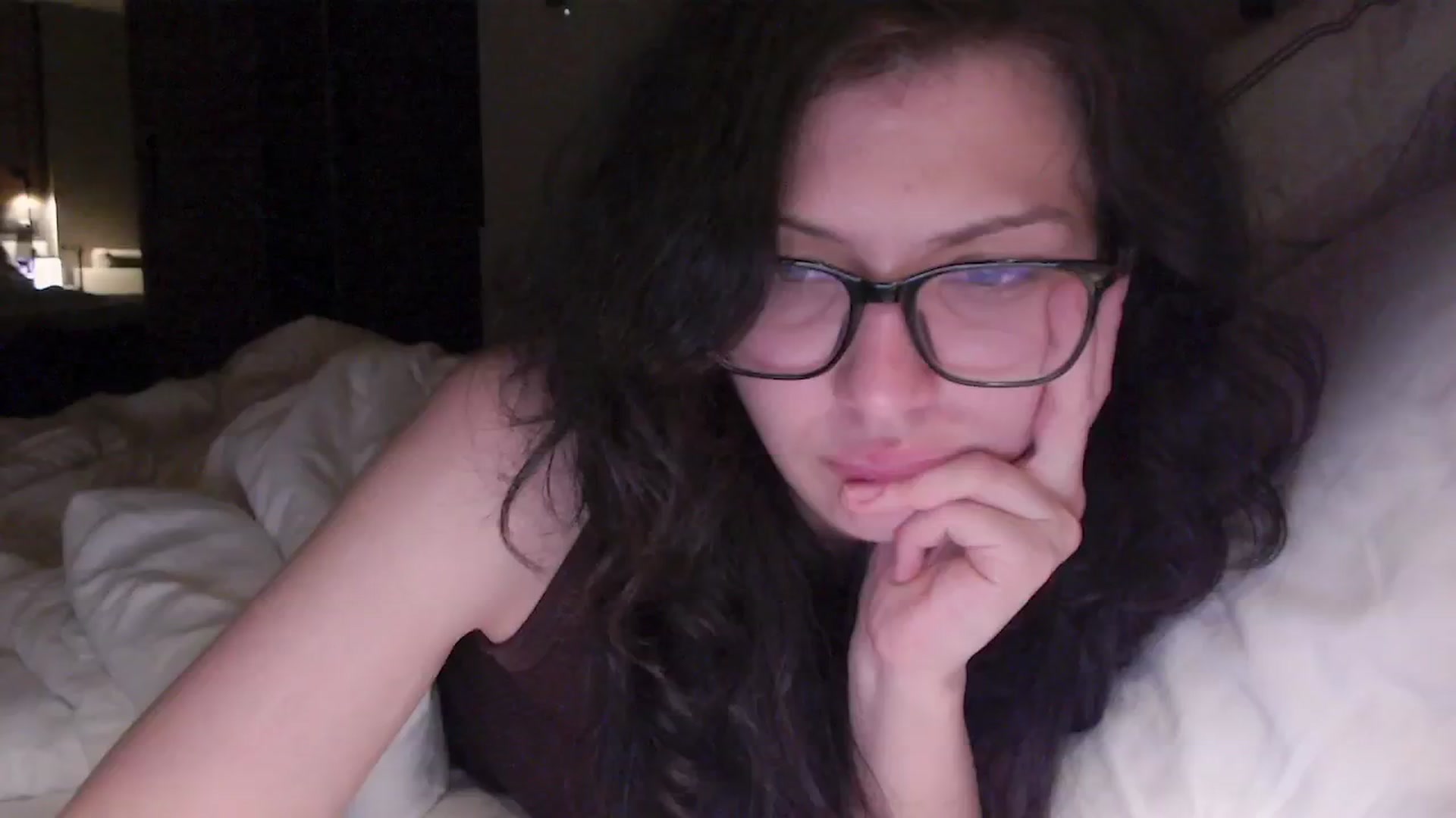 Gallery image thumbnail from RoomToAvoid's myfreecams stream on, 08/29/2024, 19:24 image 7 of 20