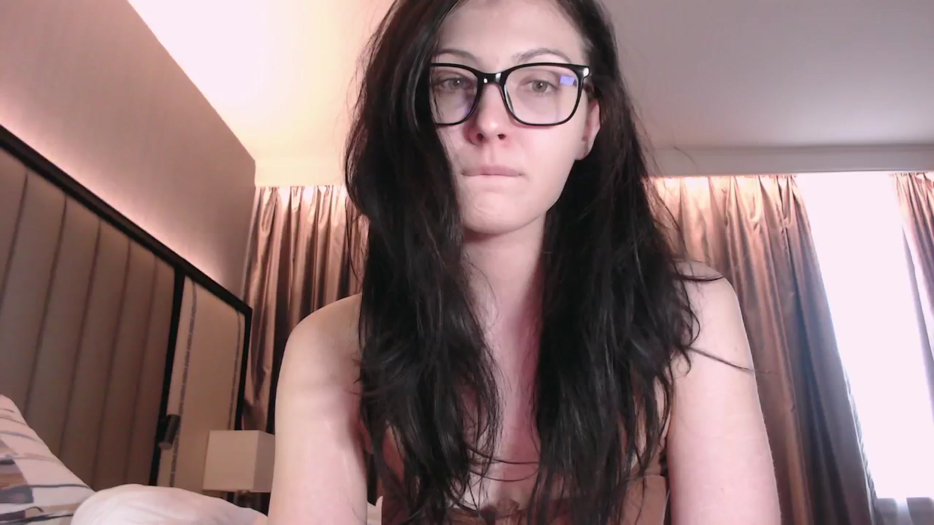 Gallery image thumbnail from RoomToAvoid's myfreecams stream on, 09/03/2024, 16:28 image 3 of 20