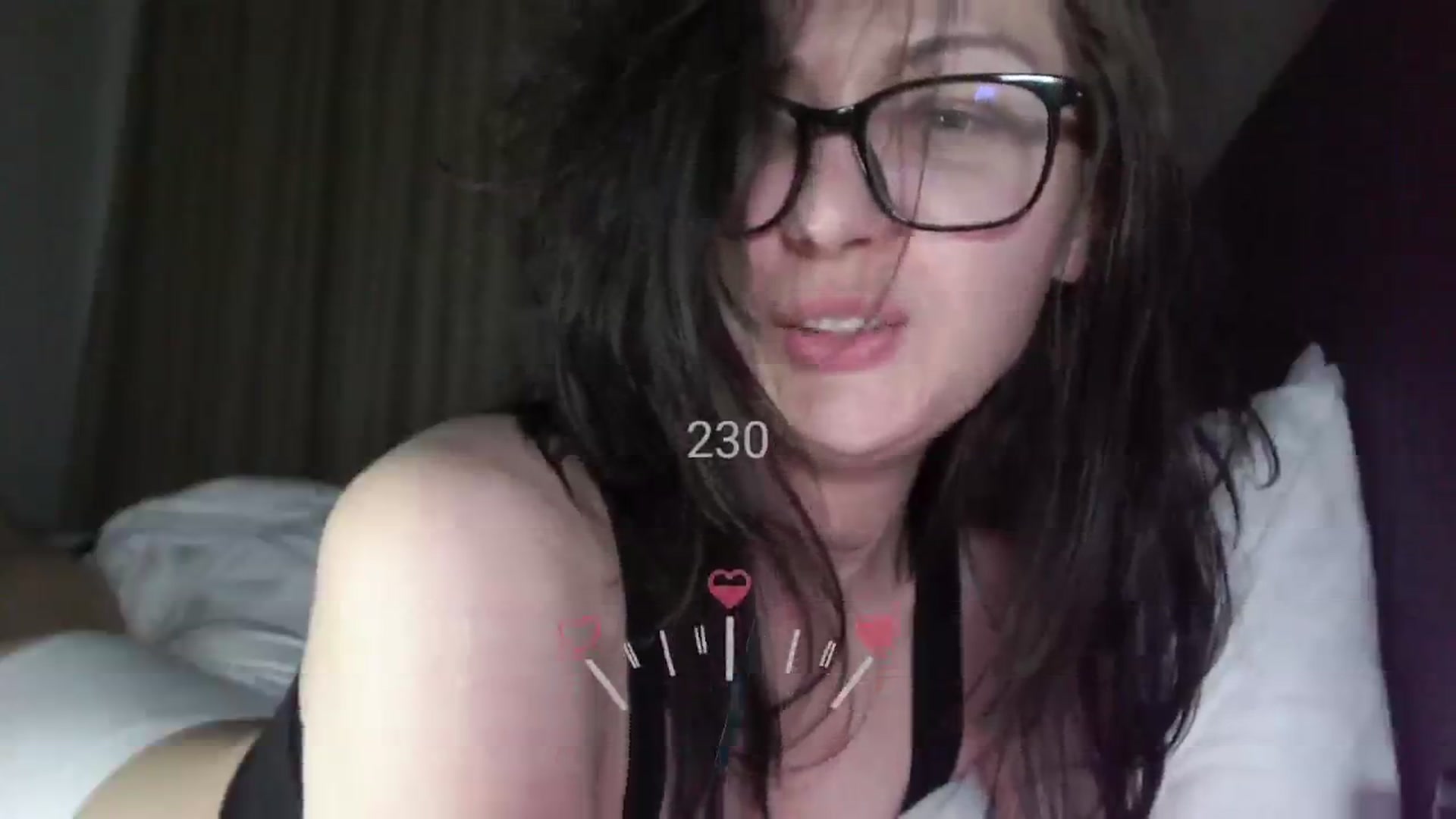Gallery image thumbnail from RoomToAvoid's myfreecams stream on, 09/11/2024, 23:18 image 13 of 20