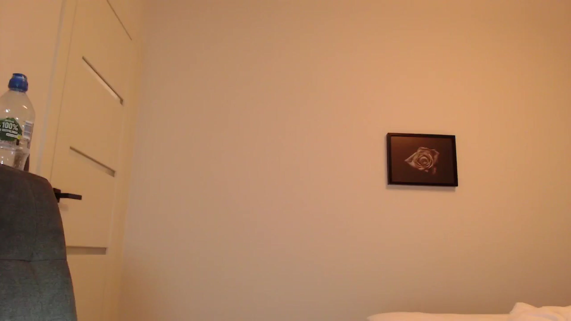 Gallery image thumbnail from RoomToAvoid's myfreecams stream on, 09/14/2024, 23:55 image 5 of 20