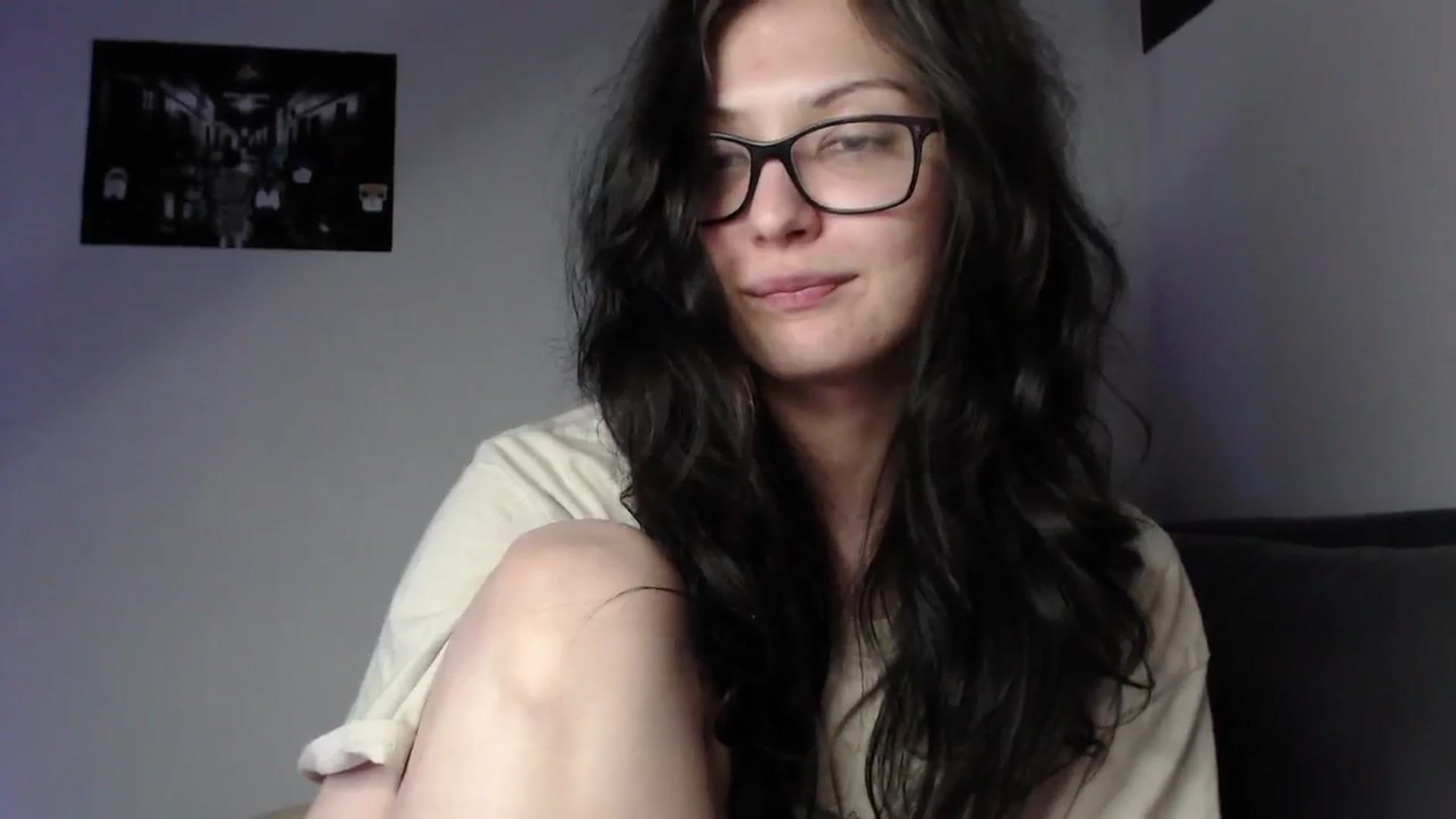 Gallery image thumbnail from RoomToAvoid's myfreecams stream on, 09/29/2024, 08:42 image 13 of 20