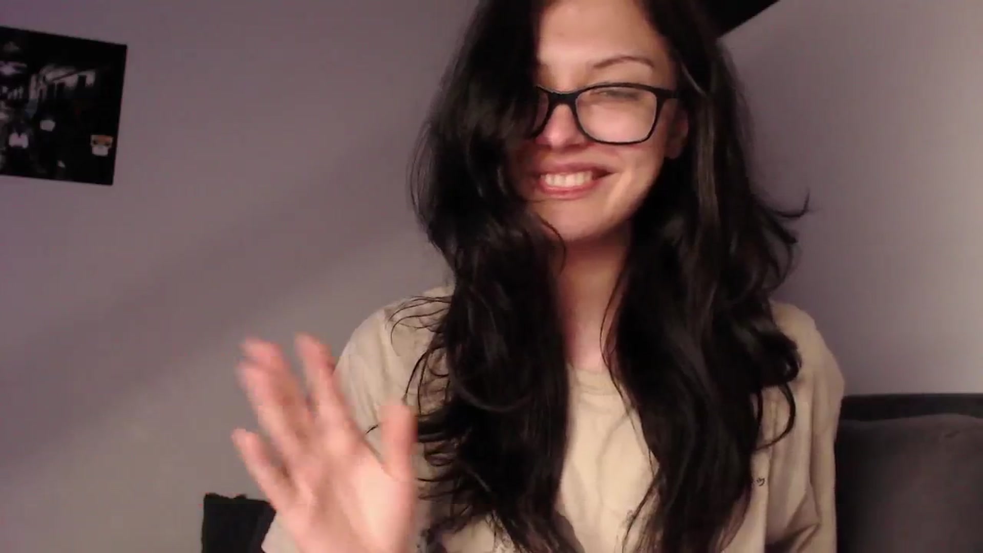 Gallery image thumbnail from RoomToAvoid's myfreecams stream on, 09/29/2024, 08:42 image 15 of 20