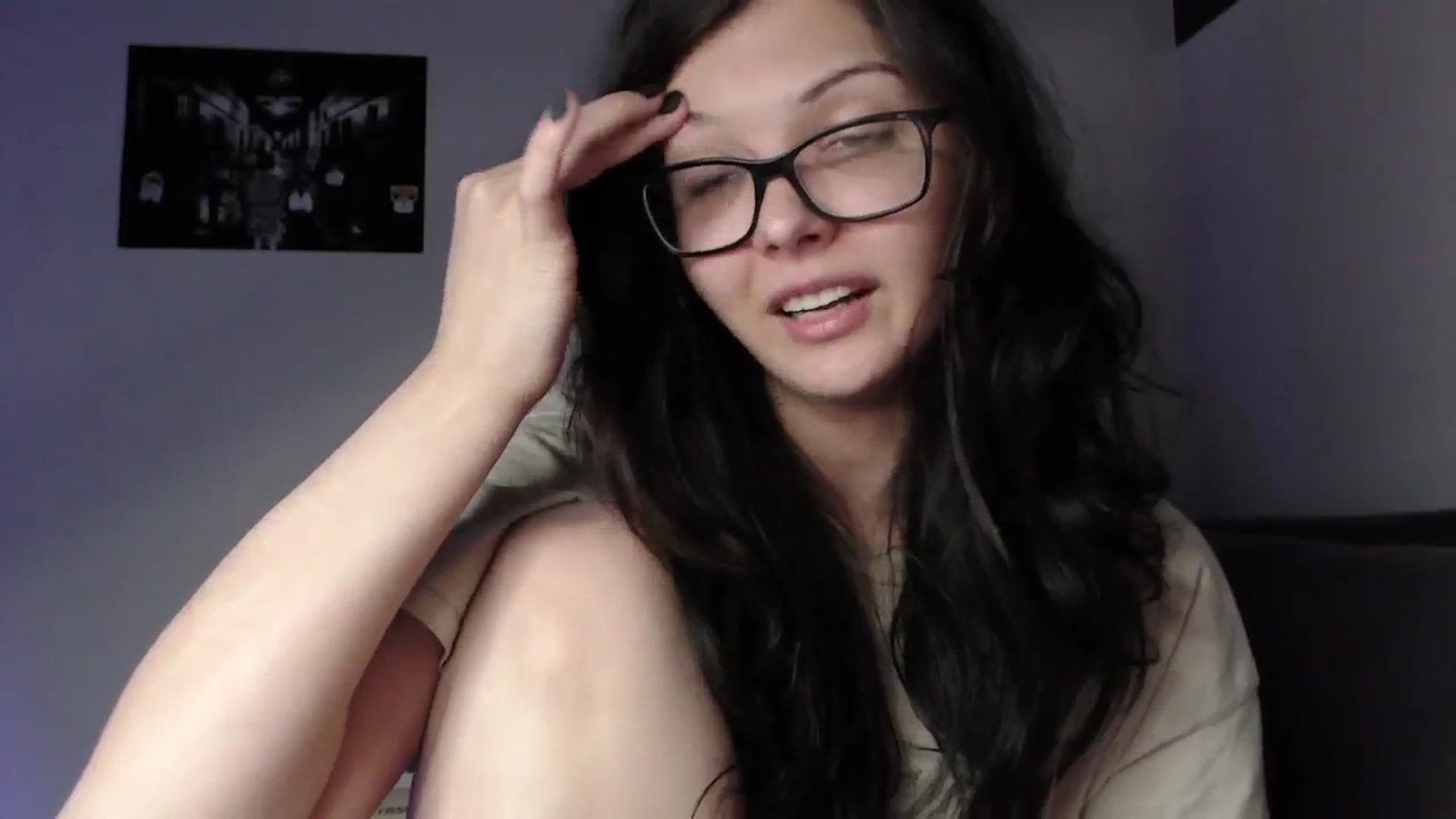 Gallery image thumbnail from RoomToAvoid's myfreecams stream on, 09/29/2024, 08:42 image 12 of 20
