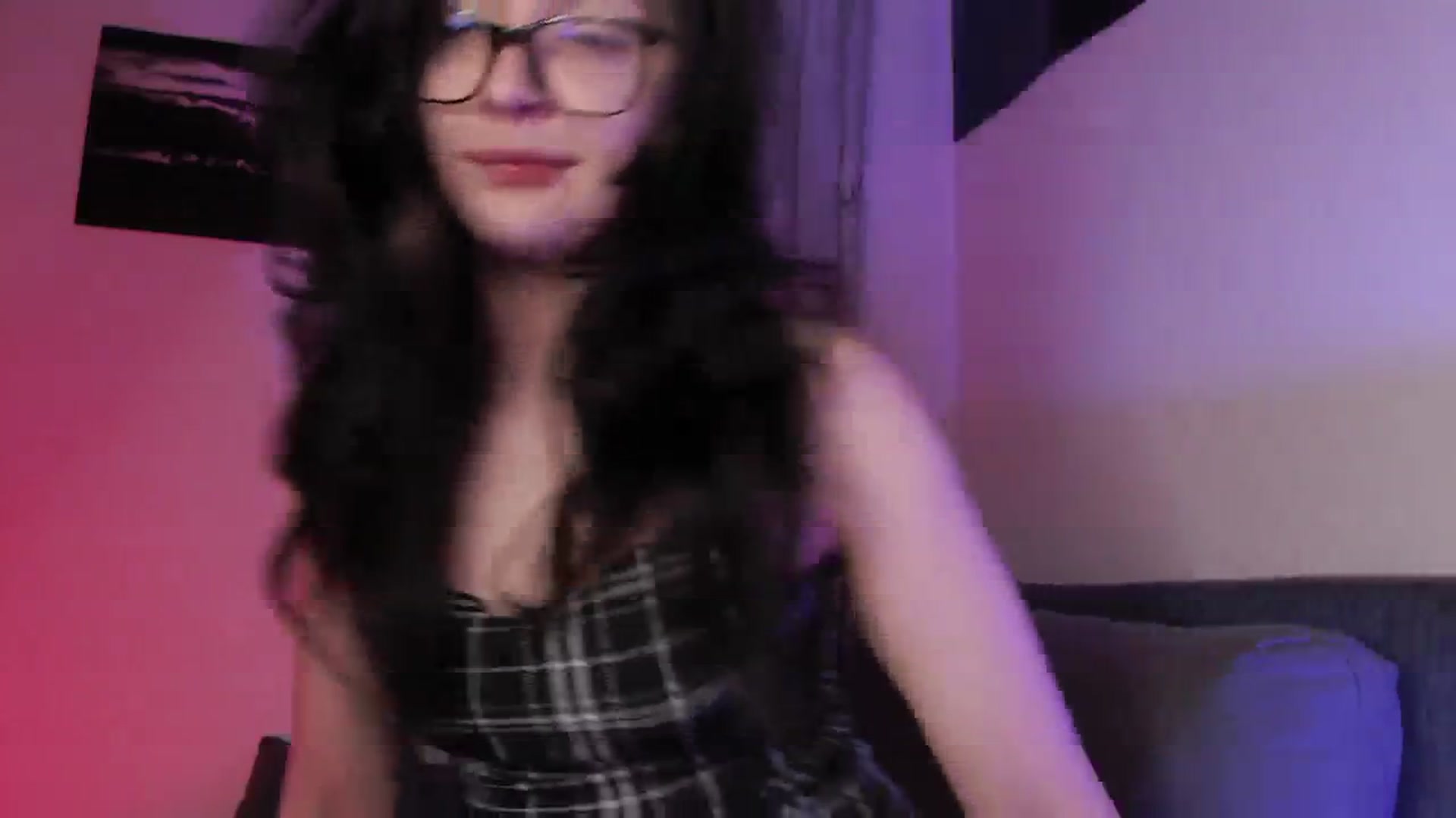 Gallery image thumbnail from RoomToAvoid's myfreecams stream on, 10/01/2024, 06:49 image 2 of 20
