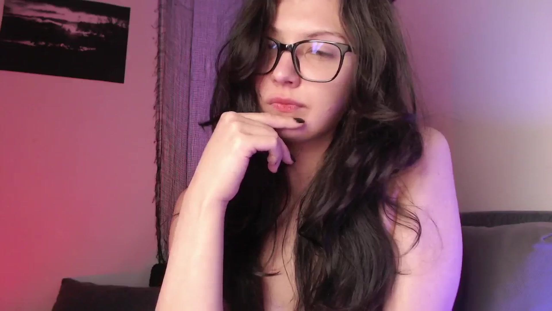 Gallery image thumbnail from RoomToAvoid's myfreecams stream on, 10/01/2024, 06:49 image 20 of 20