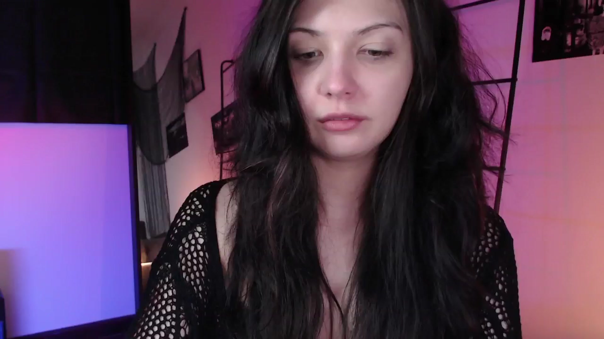 Gallery image thumbnail from RoomToAvoid's myfreecams stream on, 10/03/2024, 07:02 image 7 of 20