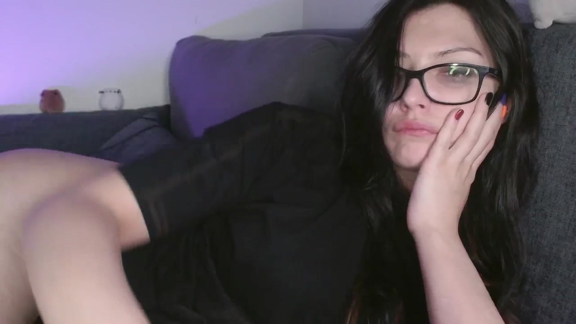 Gallery image thumbnail from RoomToAvoid's myfreecams stream on, 10/18/2024, 05:52 image 12 of 20