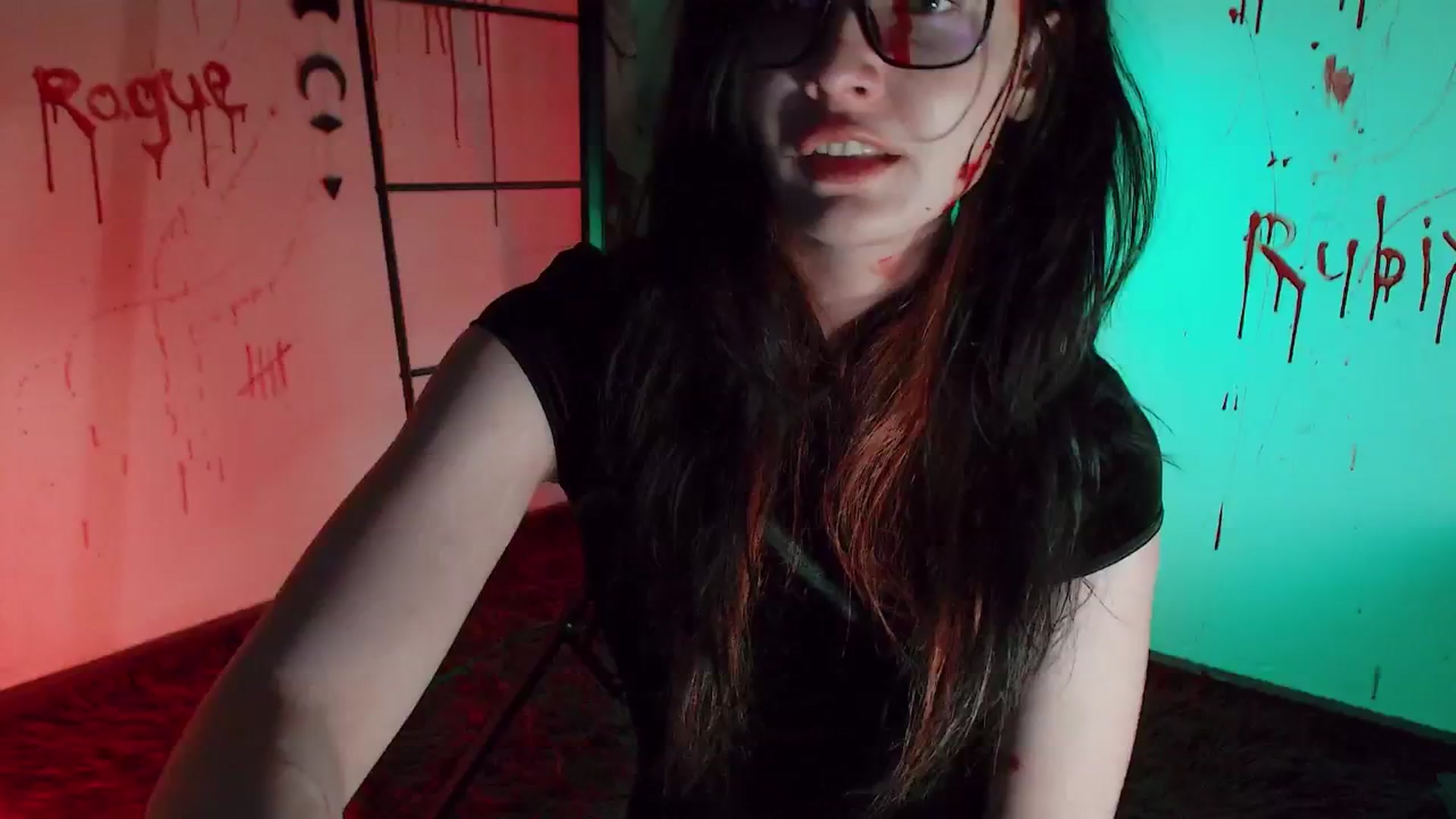 Gallery image thumbnail from RoomToAvoid's myfreecams stream on, 10/21/2024, 05:16 image 16 of 20