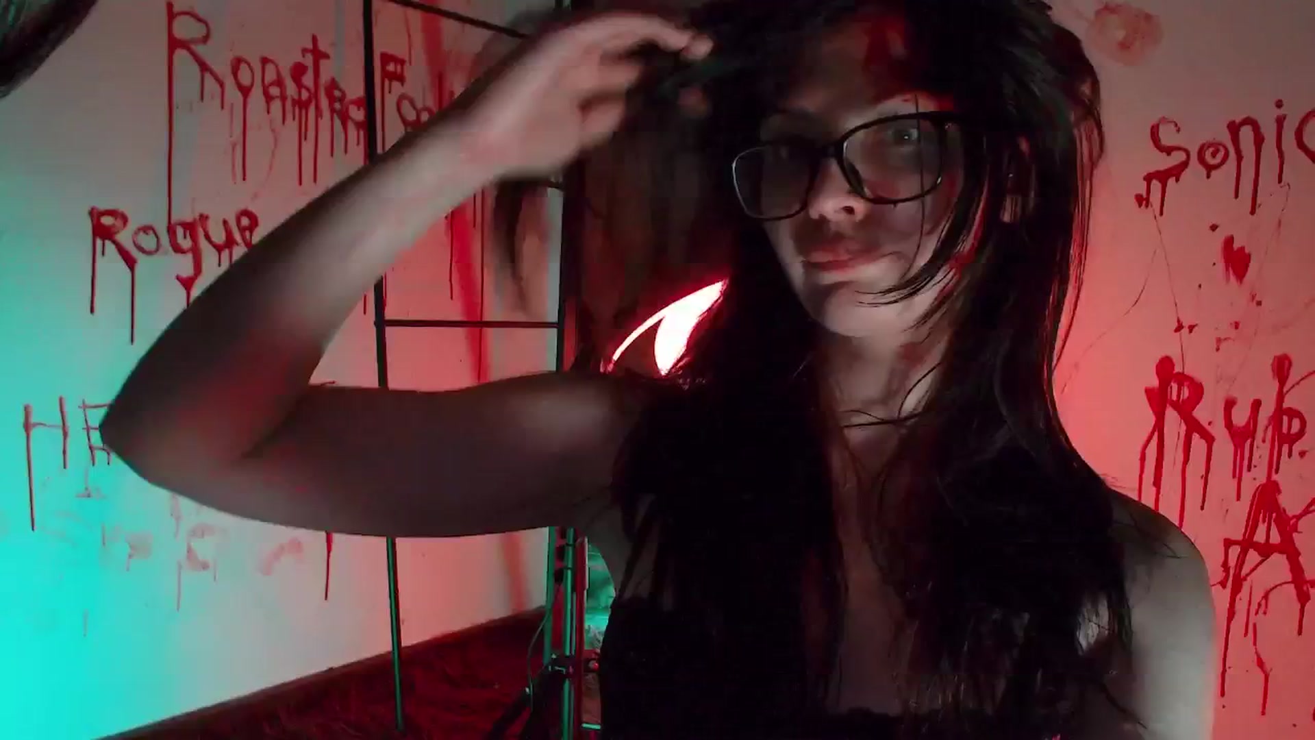 Gallery image thumbnail from RoomToAvoid's myfreecams stream on, 10/21/2024, 05:47 image 14 of 20