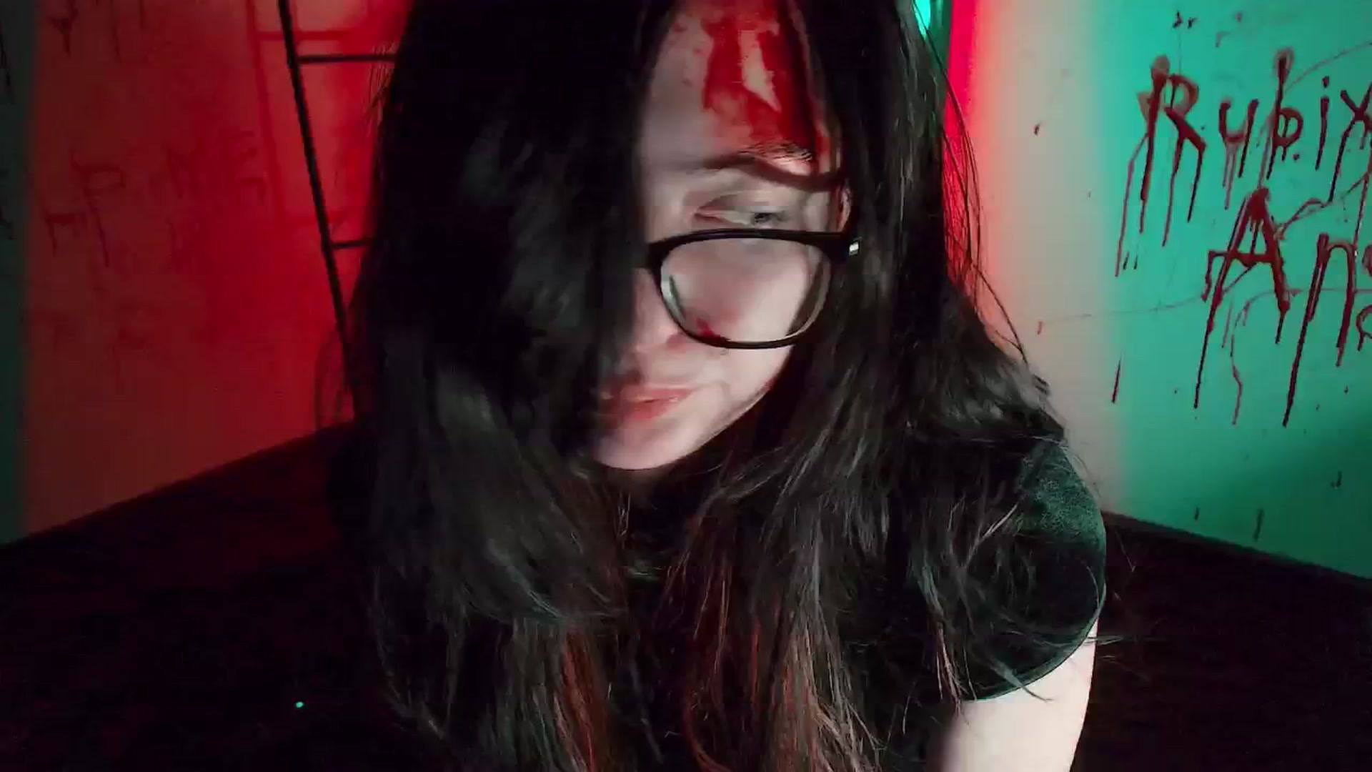 Gallery image thumbnail from RoomToAvoid's myfreecams stream on, 10/21/2024, 05:47 image 3 of 20