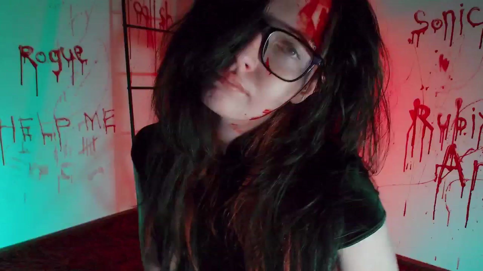 Gallery image thumbnail from RoomToAvoid's myfreecams stream on, 10/21/2024, 05:47 image 7 of 20