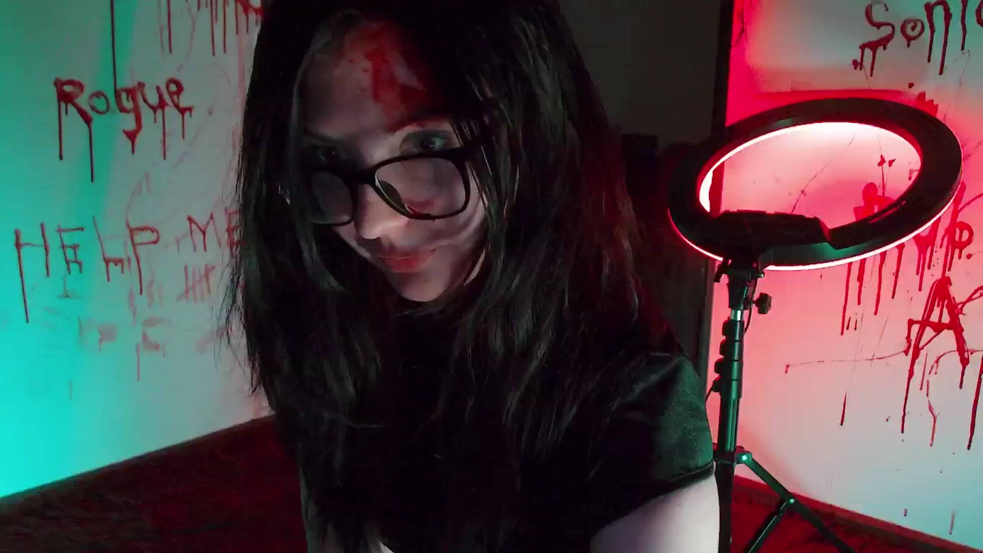 Gallery image thumbnail from RoomToAvoid's myfreecams stream on, 10/21/2024, 05:47 image 10 of 20