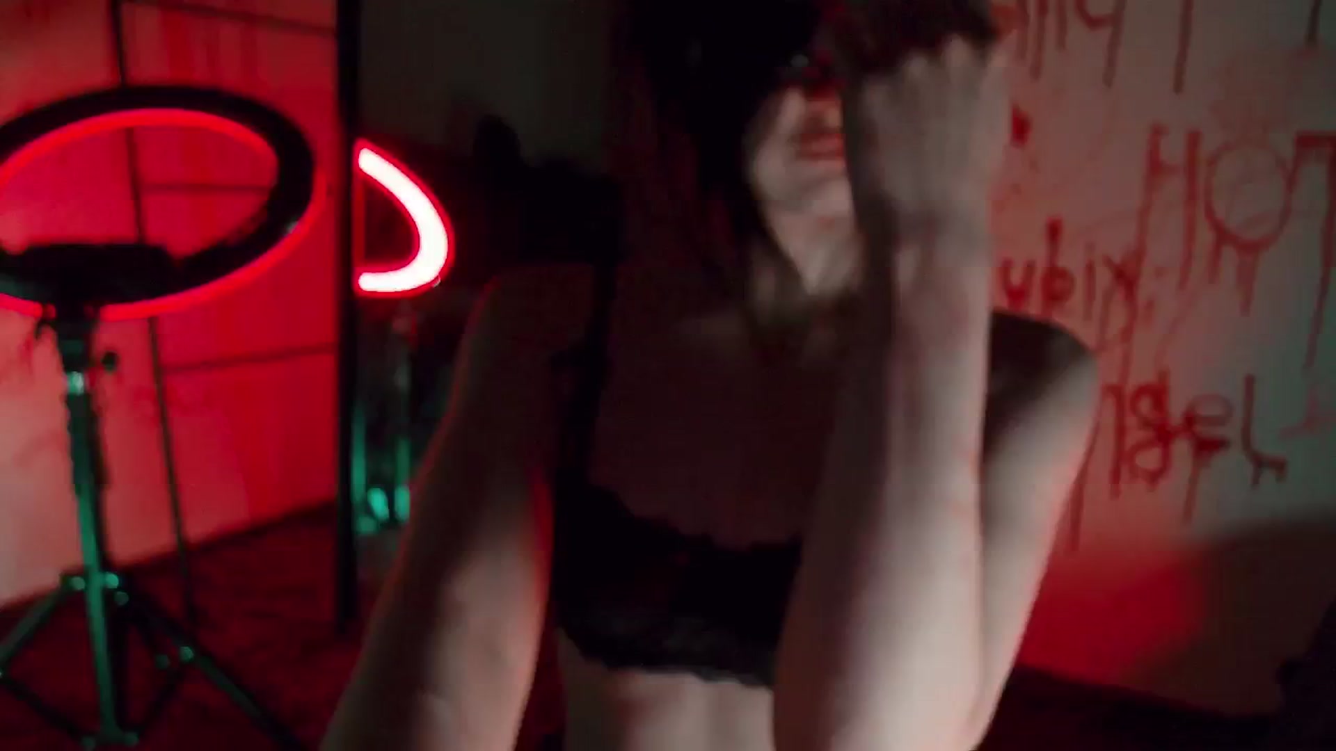 Gallery image thumbnail from RoomToAvoid's myfreecams stream on, 10/21/2024, 06:36 image 11 of 20