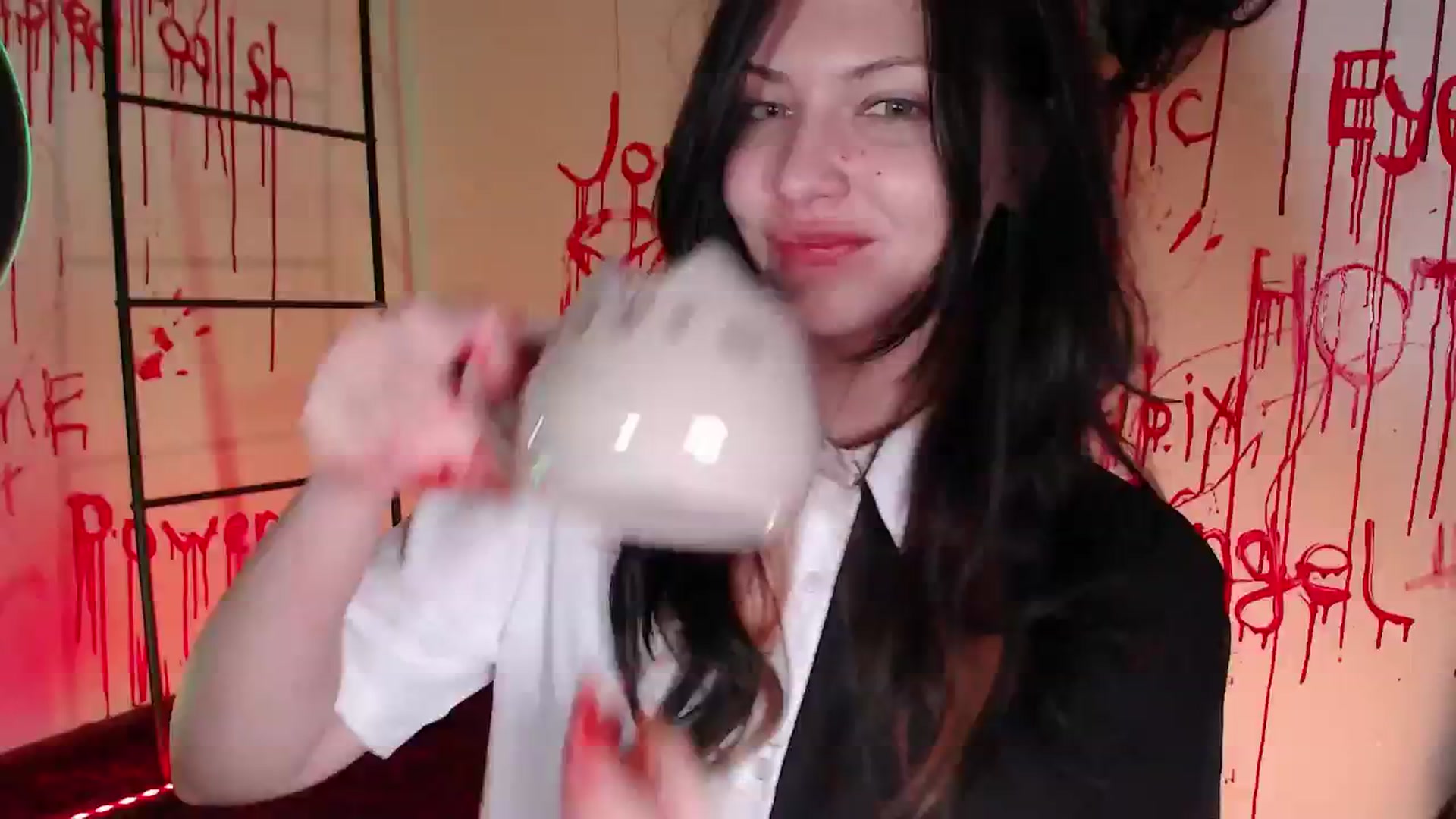 Gallery image thumbnail from RoomToAvoid's myfreecams stream on, 10/22/2024, 02:21 image 18 of 20