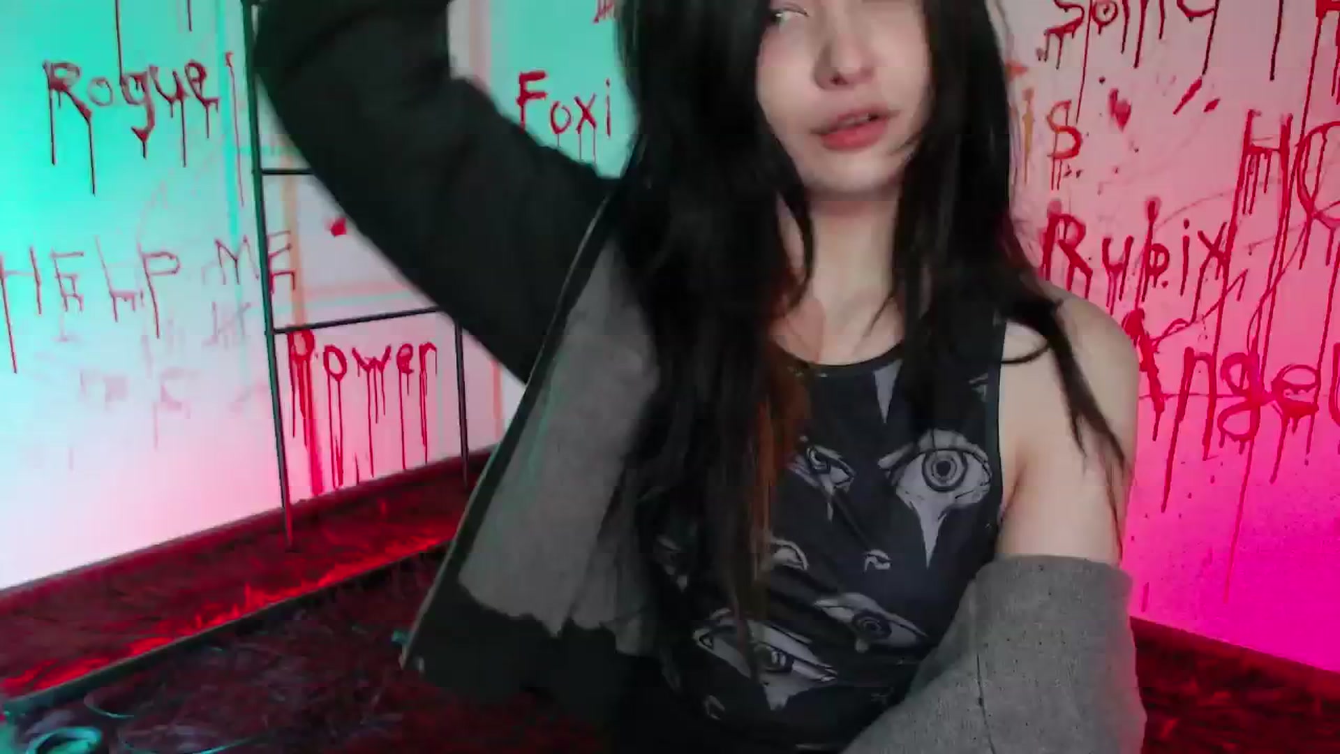 Gallery image thumbnail from RoomToAvoid's myfreecams stream on, 10/25/2024, 24:03 image 9 of 20