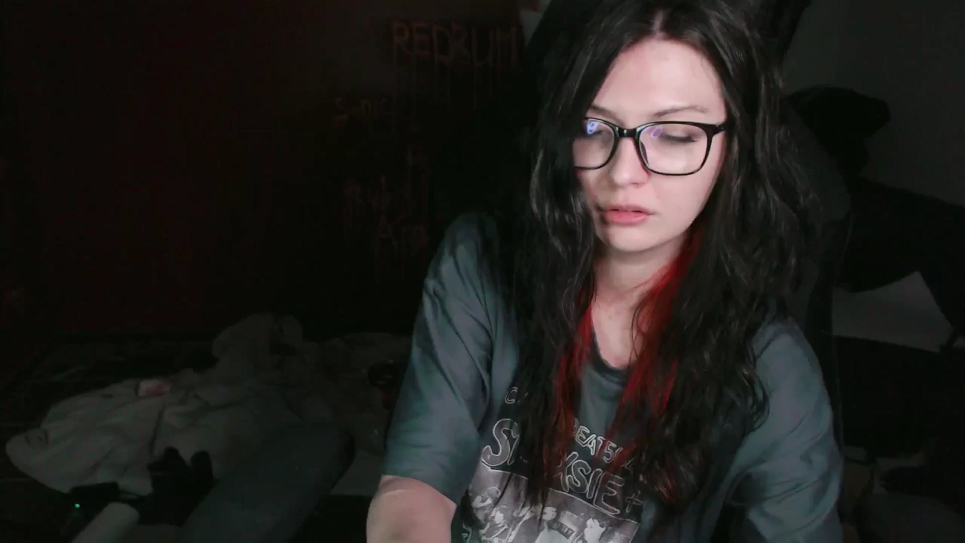 Gallery image thumbnail from RoomToAvoid's myfreecams stream on, 11/03/2024, 04:53 image 16 of 20