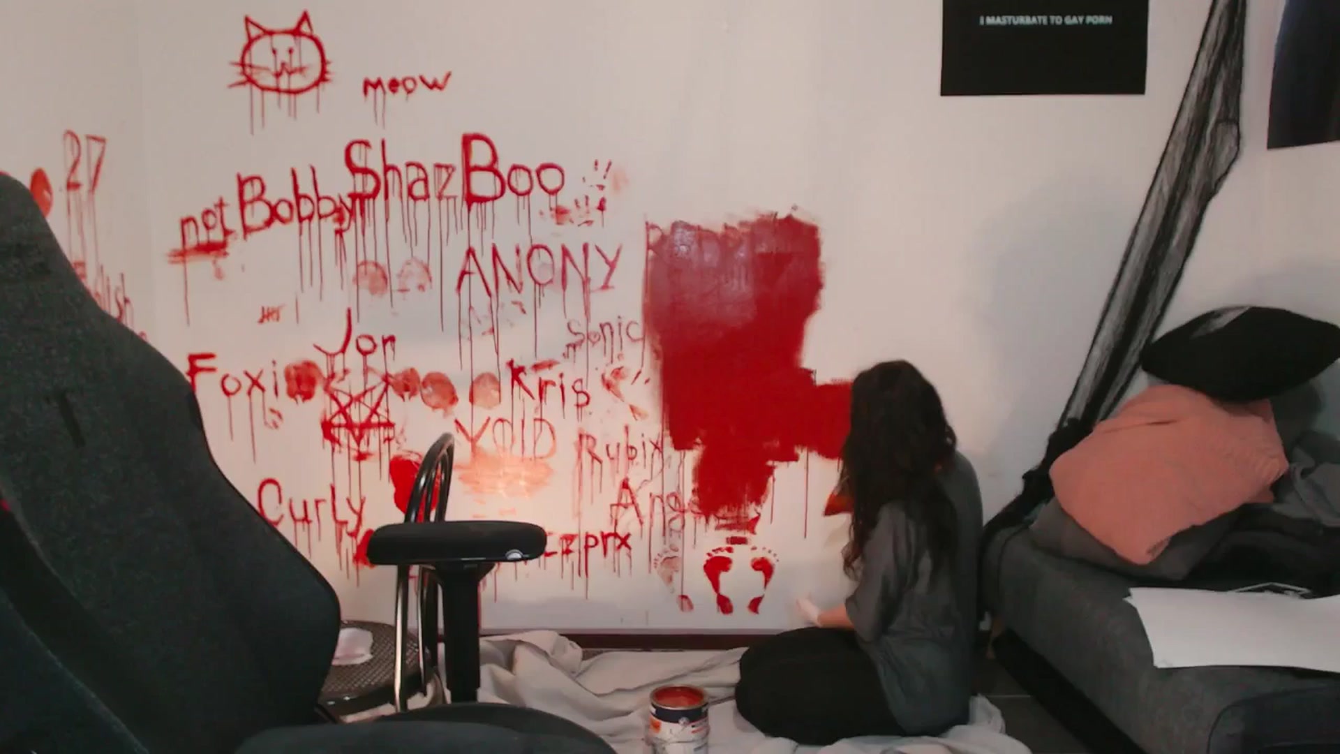 Gallery image thumbnail from RoomToAvoid's myfreecams stream on, 11/03/2024, 04:53 image 4 of 20