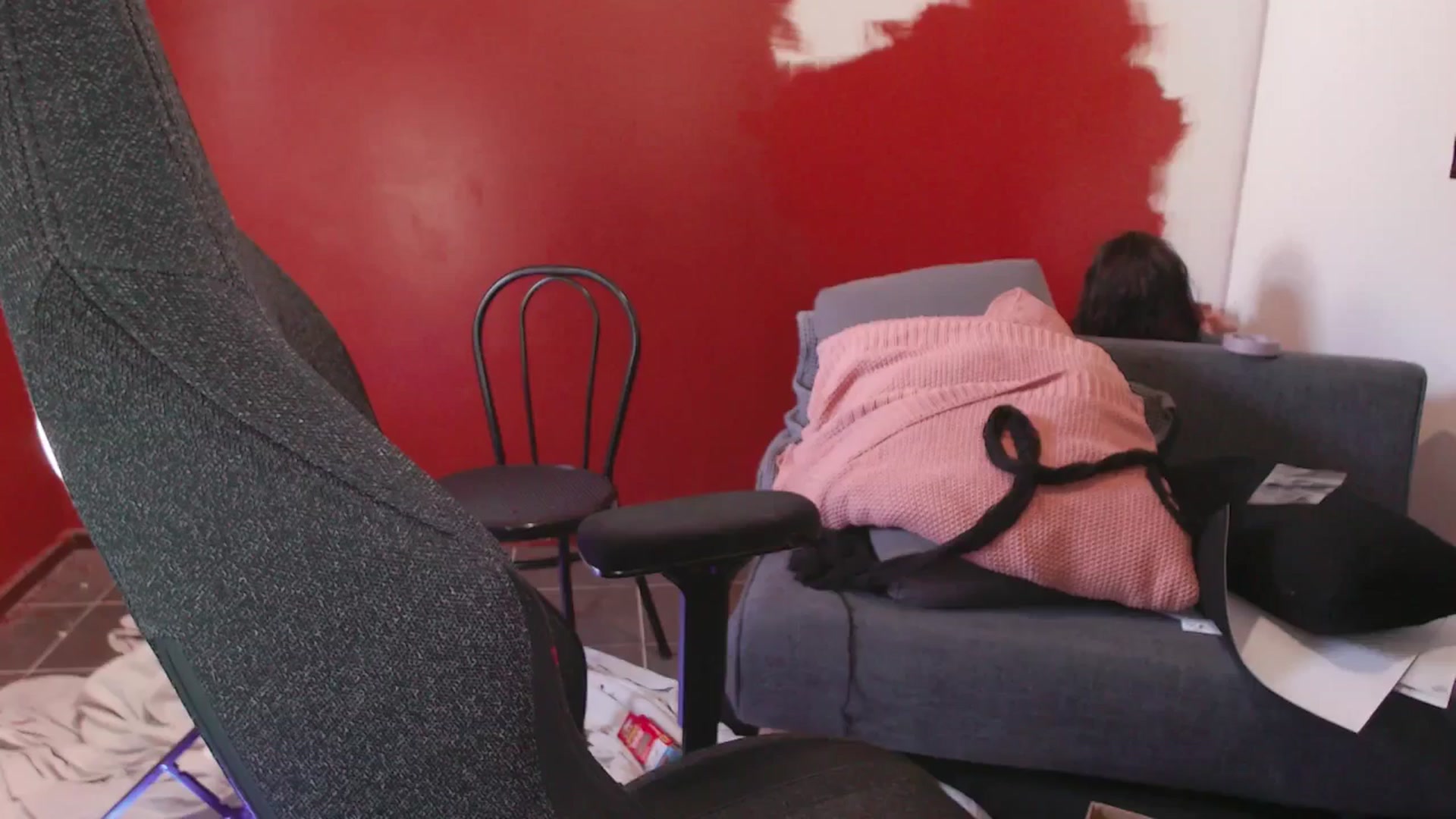 Gallery image thumbnail from RoomToAvoid's myfreecams stream on, 11/03/2024, 07:58 image 2 of 20