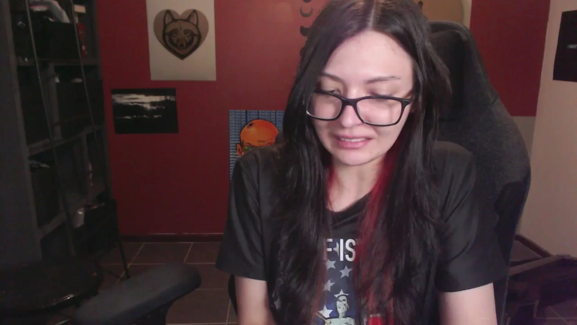 Gallery image thumbnail from RoomToAvoid's myfreecams stream on, 11/07/2024, 11:31 image 14 of 20