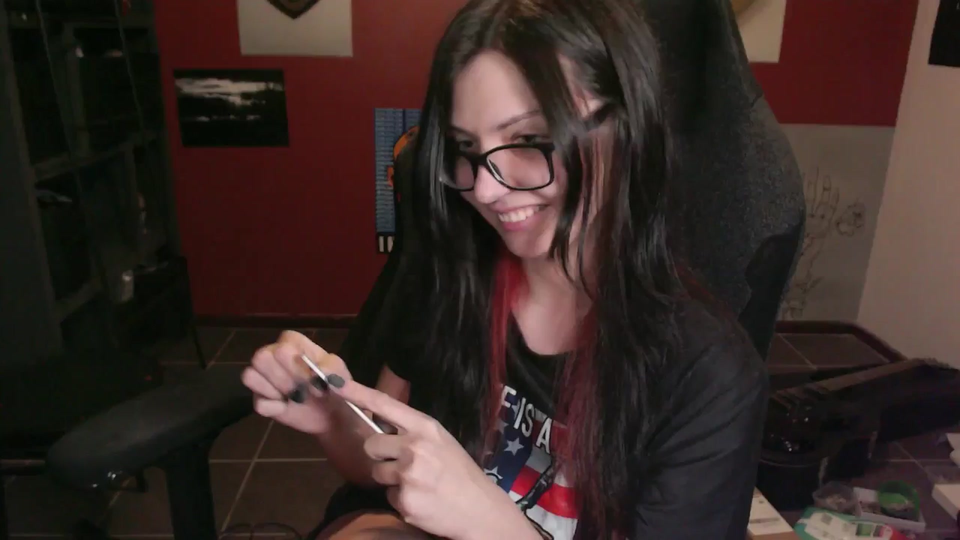 Gallery image thumbnail from RoomToAvoid's myfreecams stream on, 11/07/2024, 11:31 image 18 of 20