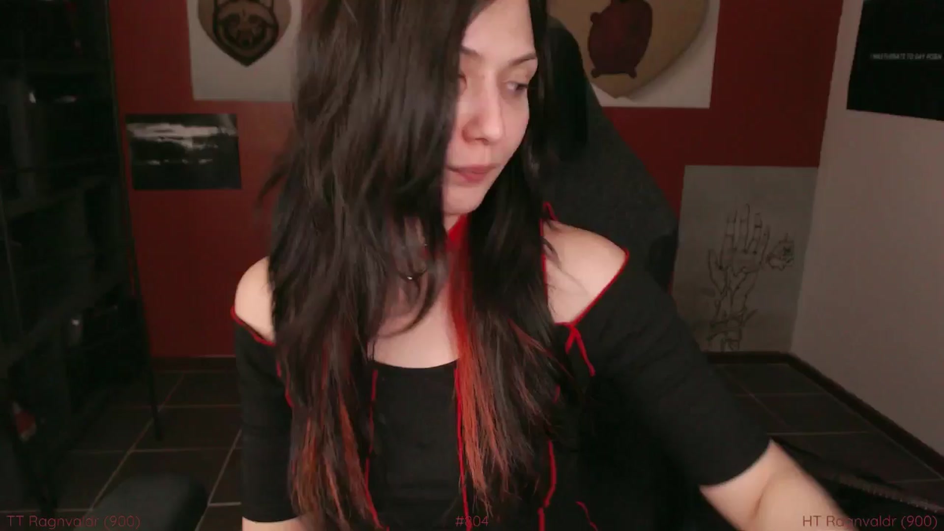 Gallery image thumbnail from RoomToAvoid's myfreecams stream on, 11/08/2024, 07:20 image 20 of 20