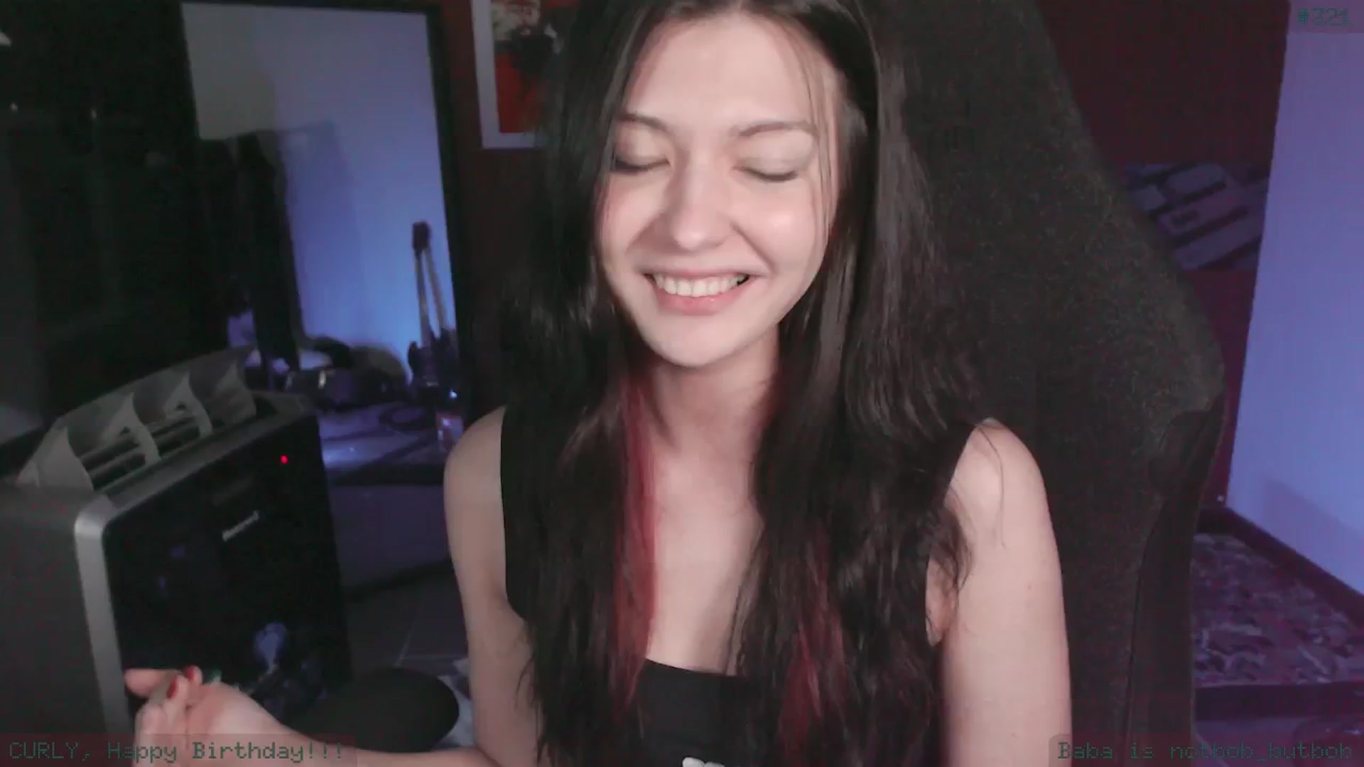 Gallery image thumbnail from RoomToAvoid's myfreecams stream on, 12/12/2024, 06:36 image 6 of 20