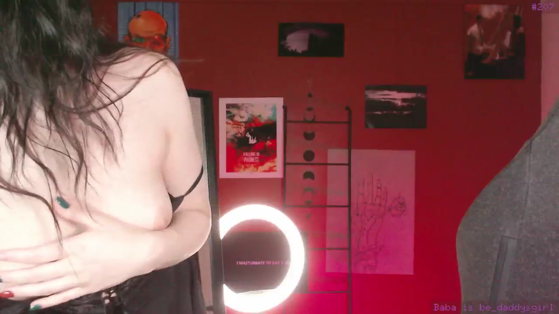 Gallery image thumbnail from RoomToAvoid's myfreecams stream on, 12/13/2024, 05:54 image 20 of 20