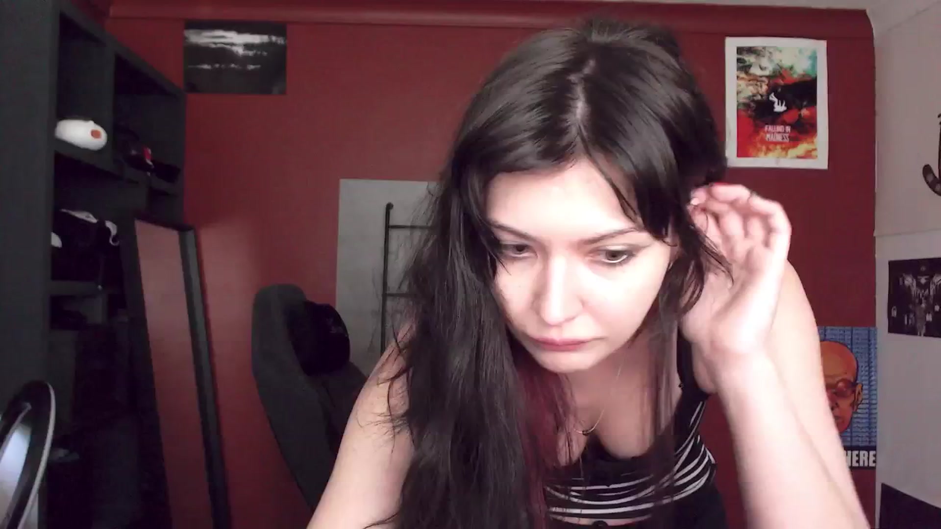 Gallery image thumbnail from RoomToAvoid's myfreecams stream on, 12/22/2024, 01:29 image 6 of 20