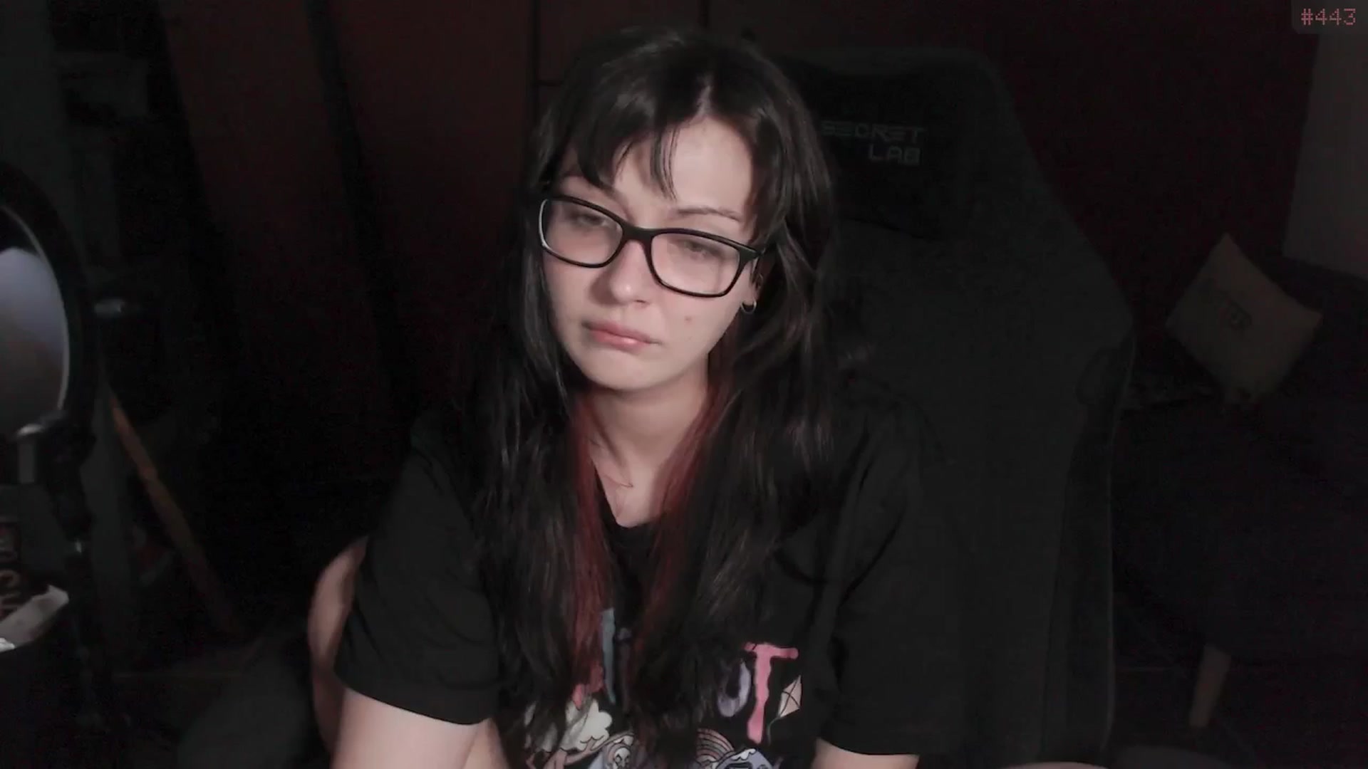 Gallery image thumbnail from RoomToAvoid's myfreecams stream on, 01/08/2025, 02:27 image 11 of 20