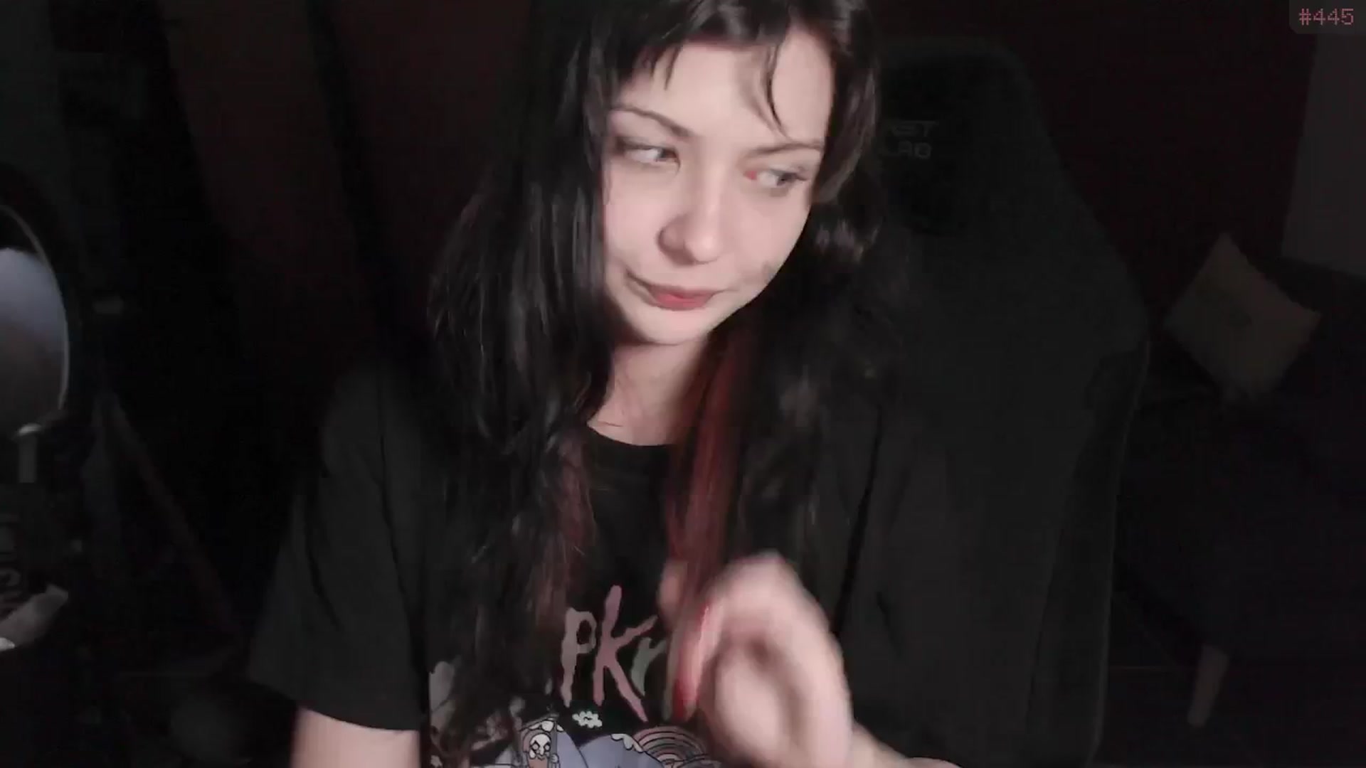 Gallery image thumbnail from RoomToAvoid's myfreecams stream on, 01/08/2025, 02:27 image 10 of 20