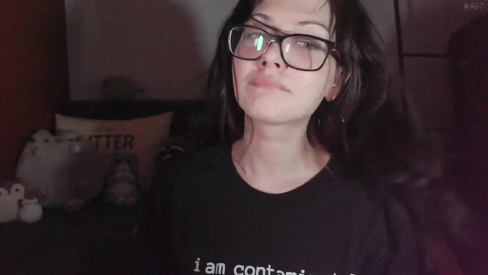 Gallery image thumbnail from RoomToAvoid's myfreecams stream on, 01/10/2025, 05:47 image 4 of 20
