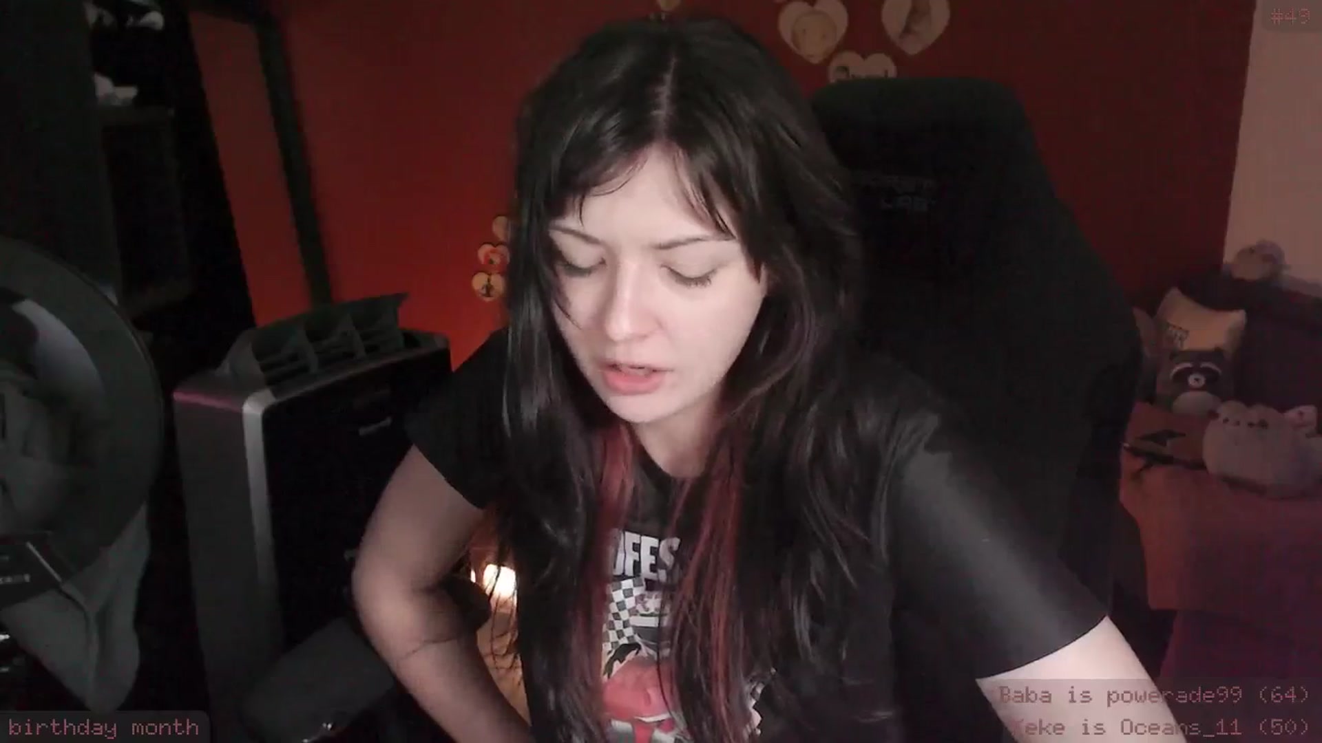 Gallery image thumbnail from RoomToAvoid's myfreecams stream on, 01/14/2025, 06:31 image 7 of 20